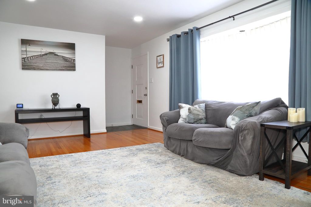 Photo of 326 E Charlotte Street, MILLERSVILLE, PA 17551 (MLS # PALA2082660)