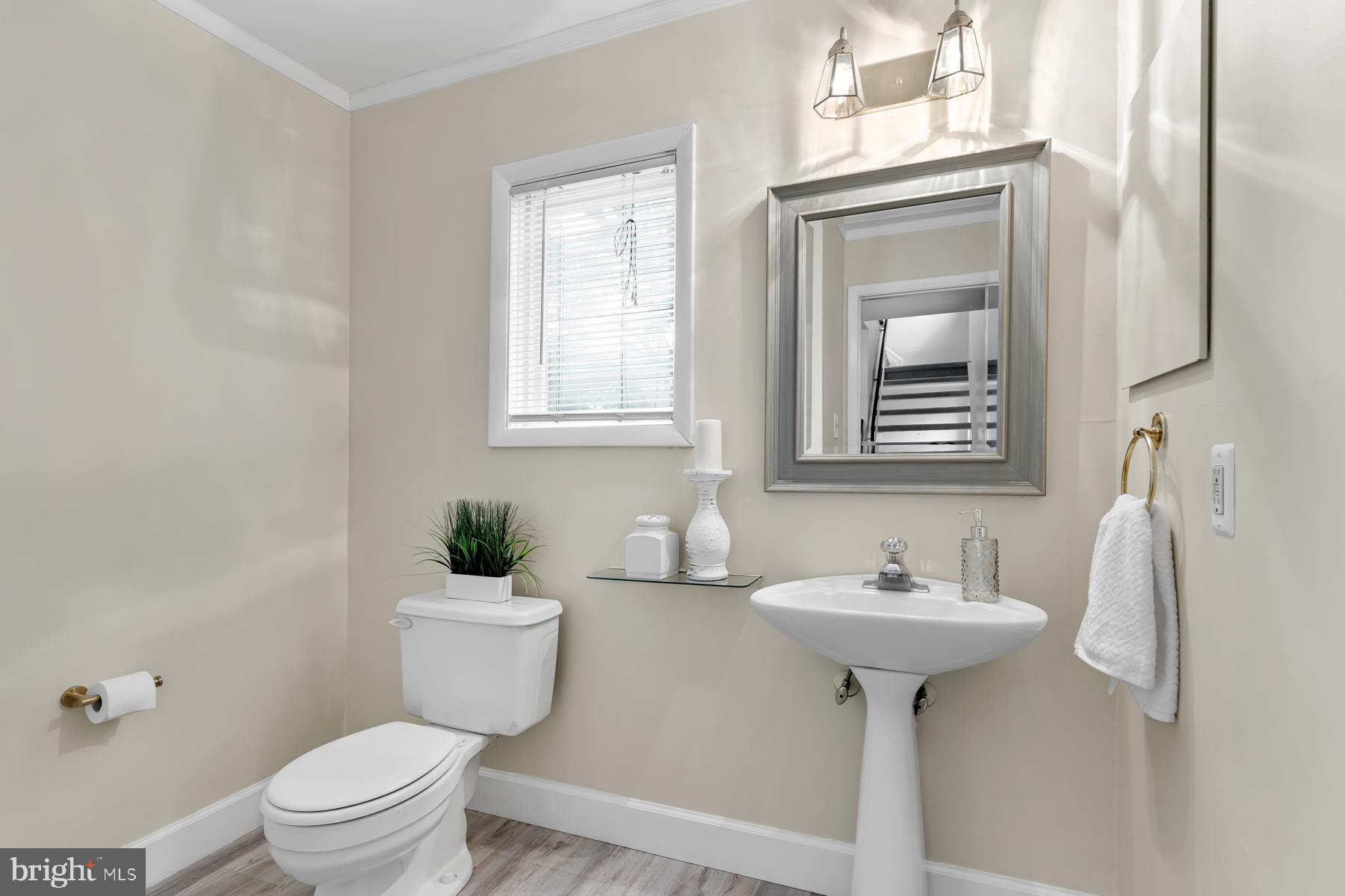 THE FALLS - Residential