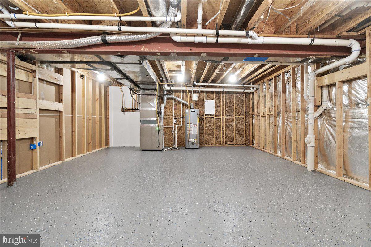 MILL ISLAND AT WORMAN'S MILL - Residential