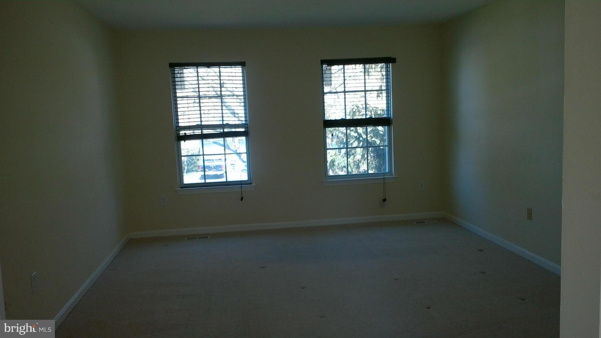 WATERFORD - Residential Lease