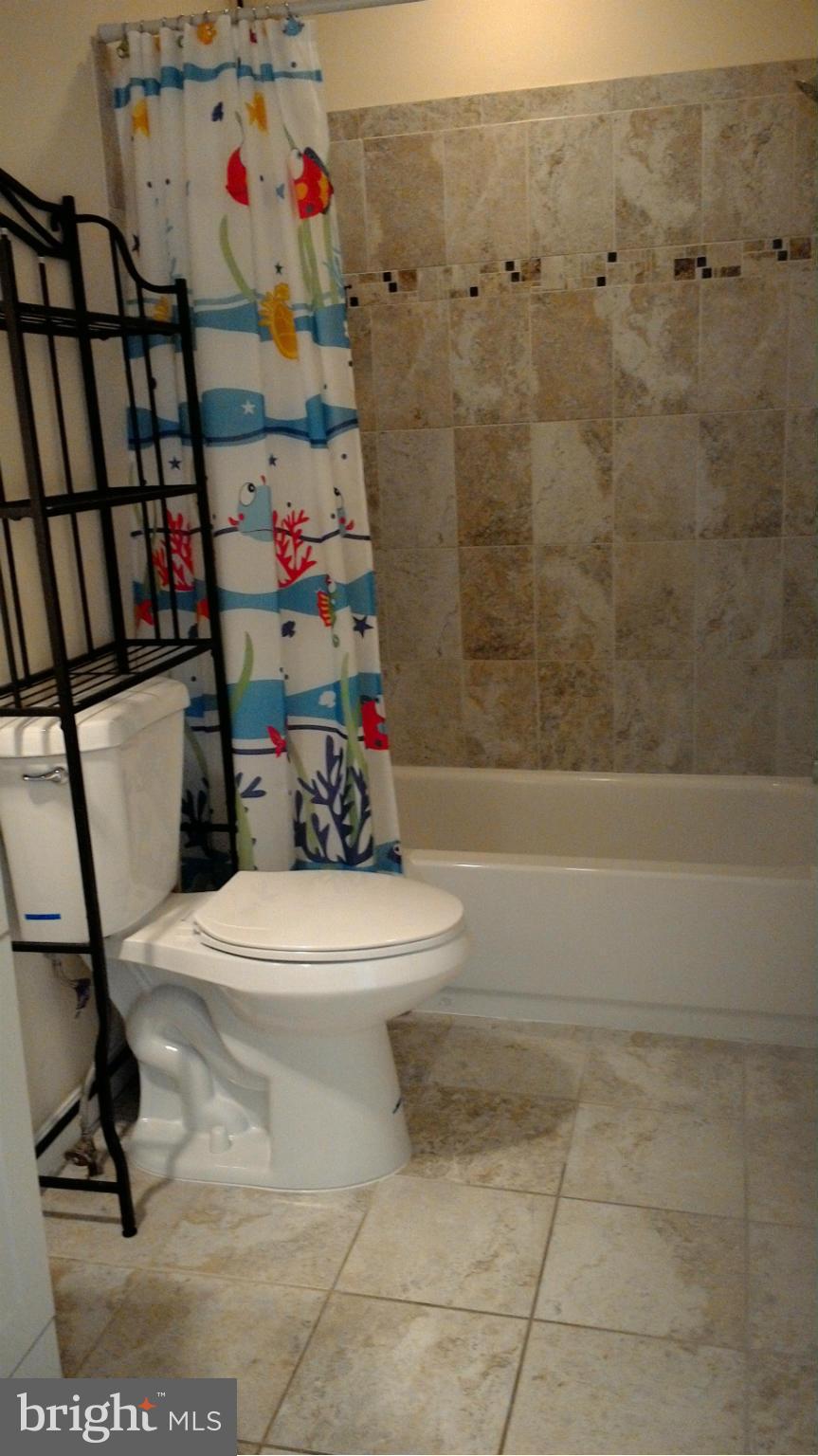 WATERFORD - Residential Lease