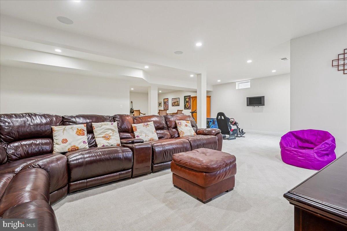 DOMINION VALLEY COUNTRY CLUB - Residential