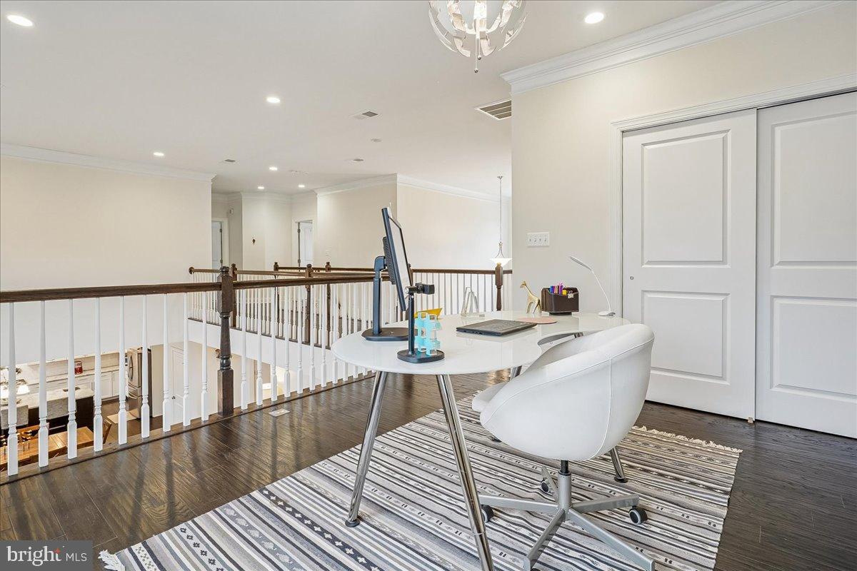 DOMINION VALLEY COUNTRY CLUB - Residential