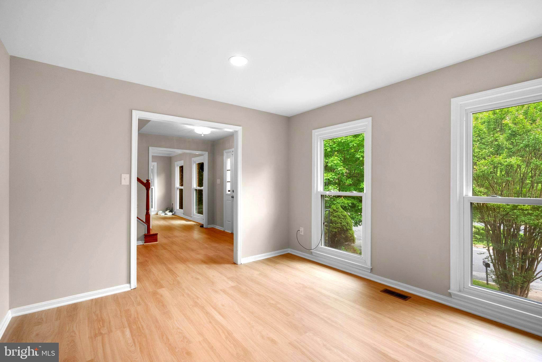 SHERWOOD FOREST MANOR - Residential