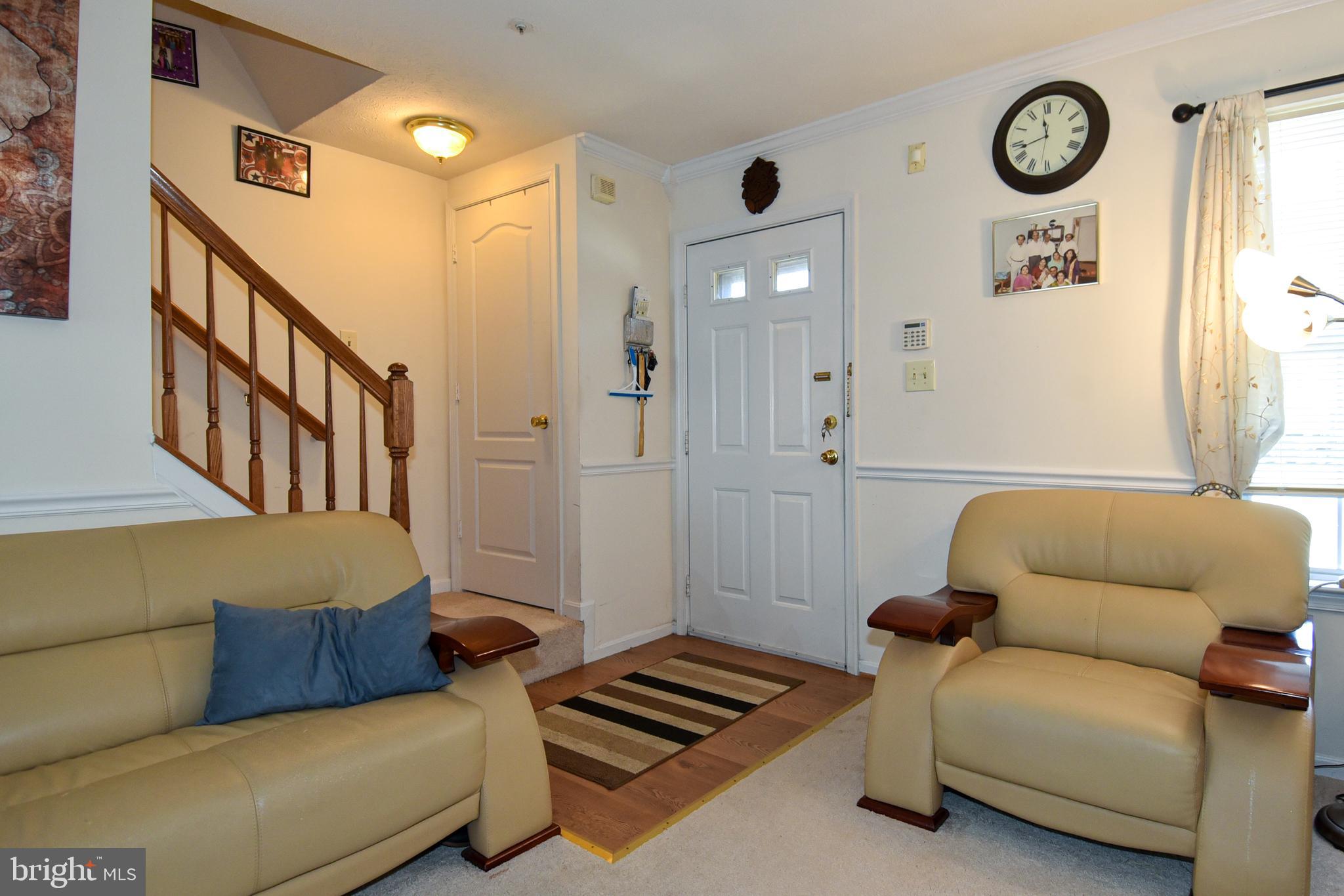 SOUTH HAMPTON - Residential