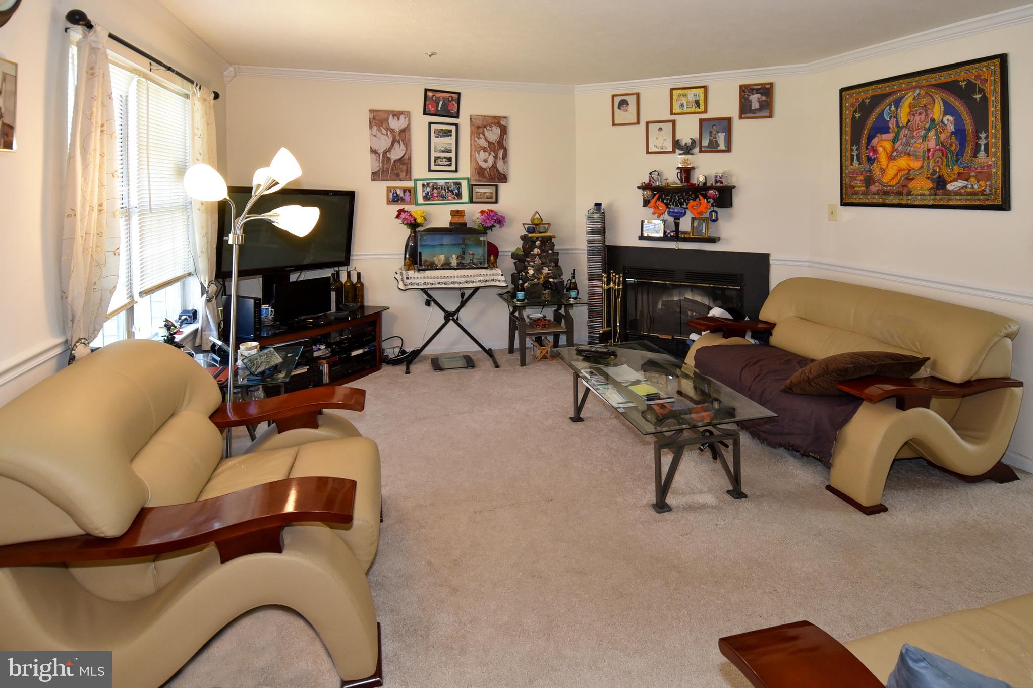 SOUTH HAMPTON - Residential