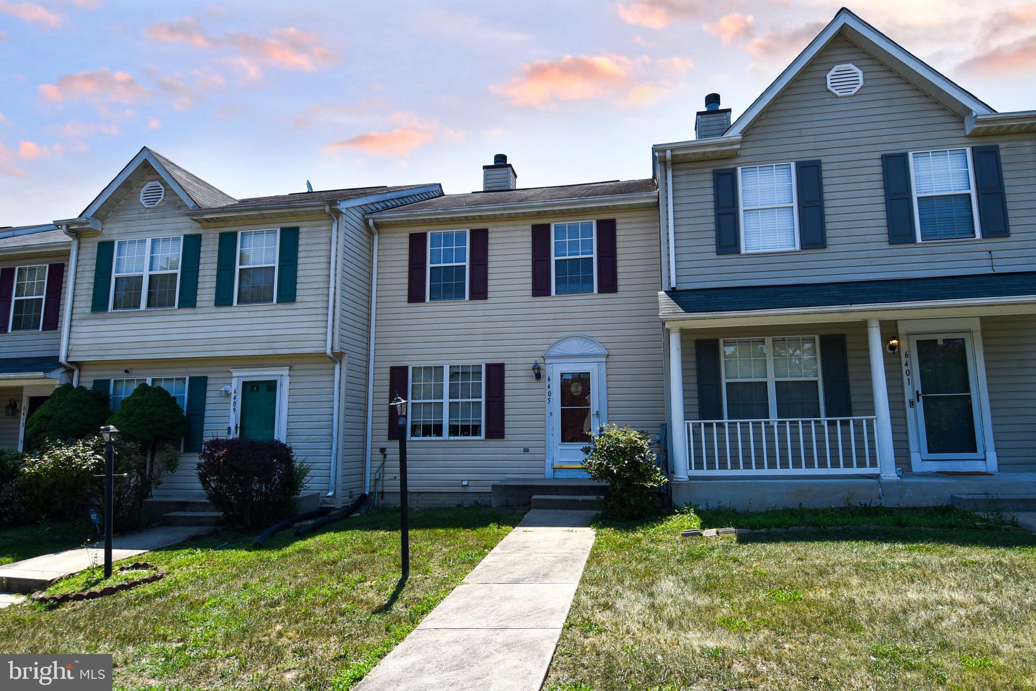 SOUTH HAMPTON - Residential