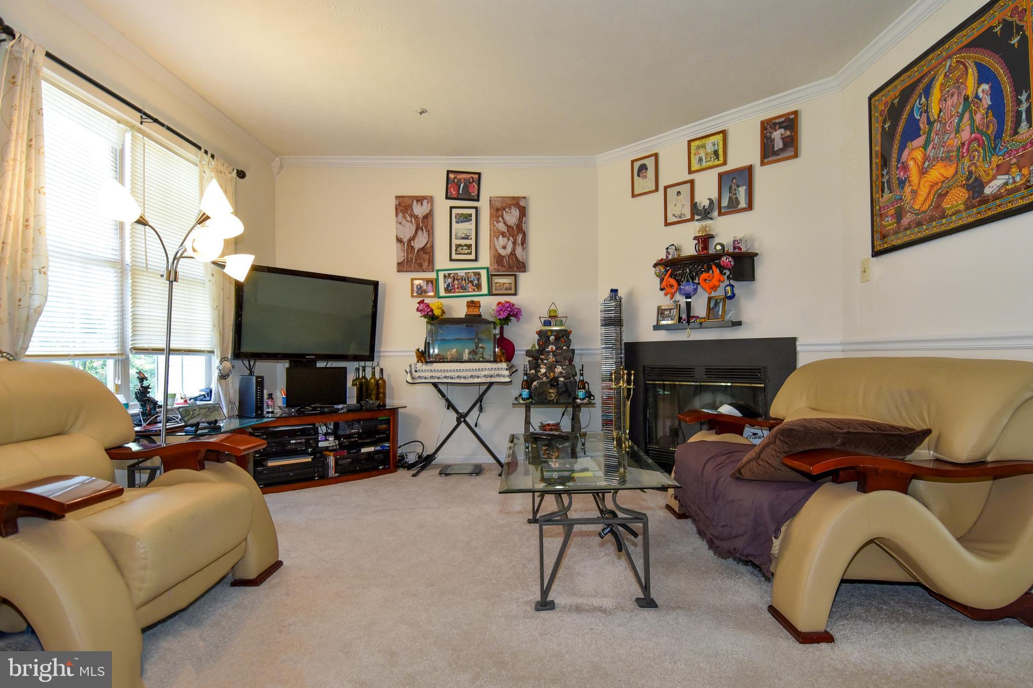 SOUTH HAMPTON - Residential