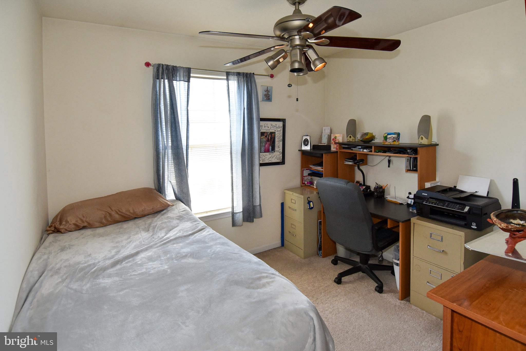 SOUTH HAMPTON - Residential