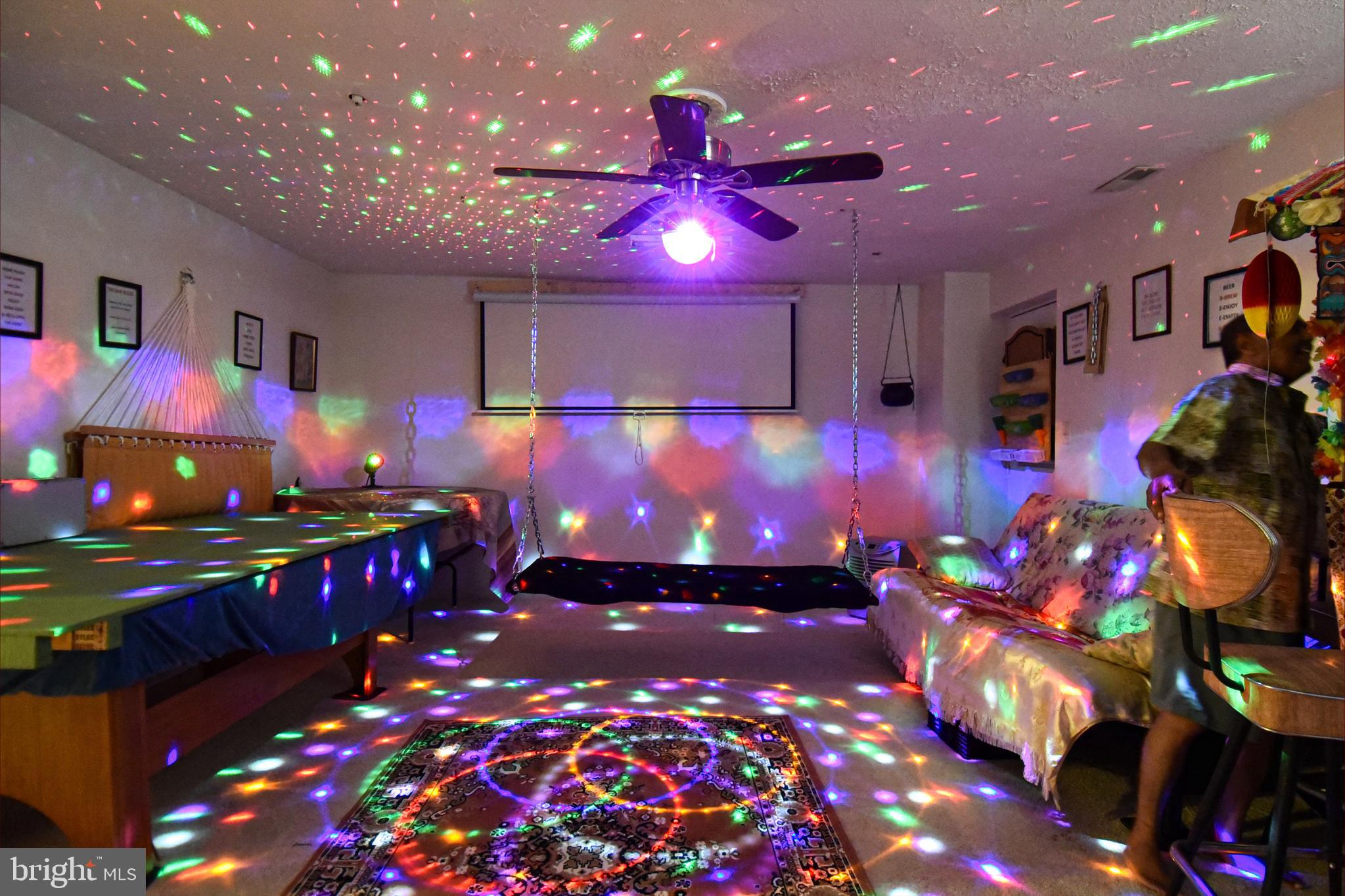 SOUTH HAMPTON - Residential