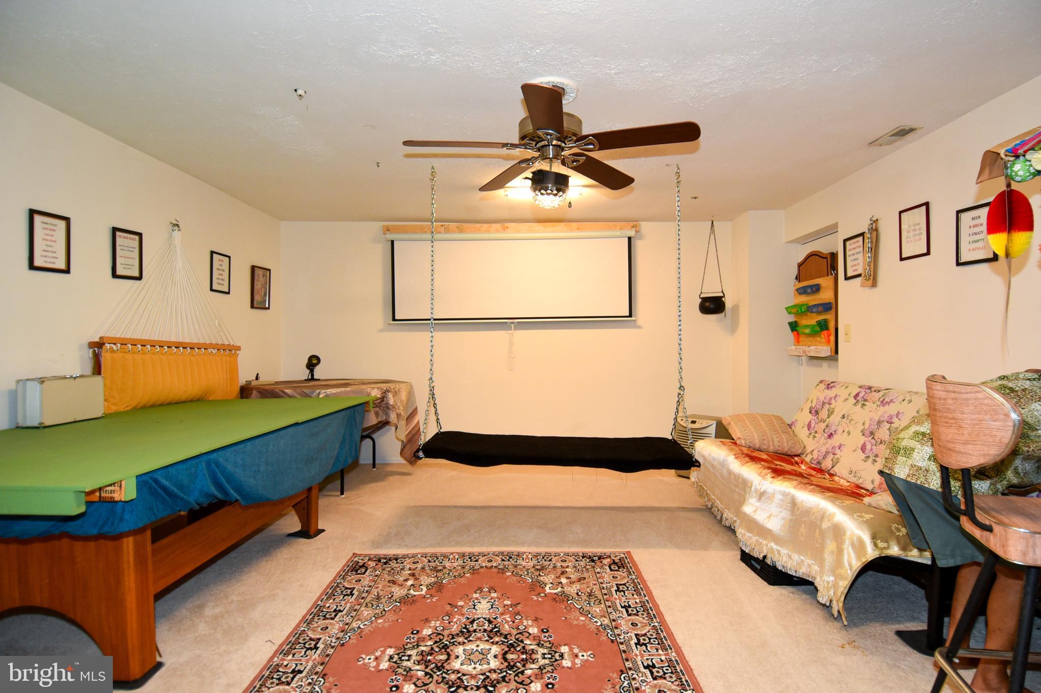 SOUTH HAMPTON - Residential