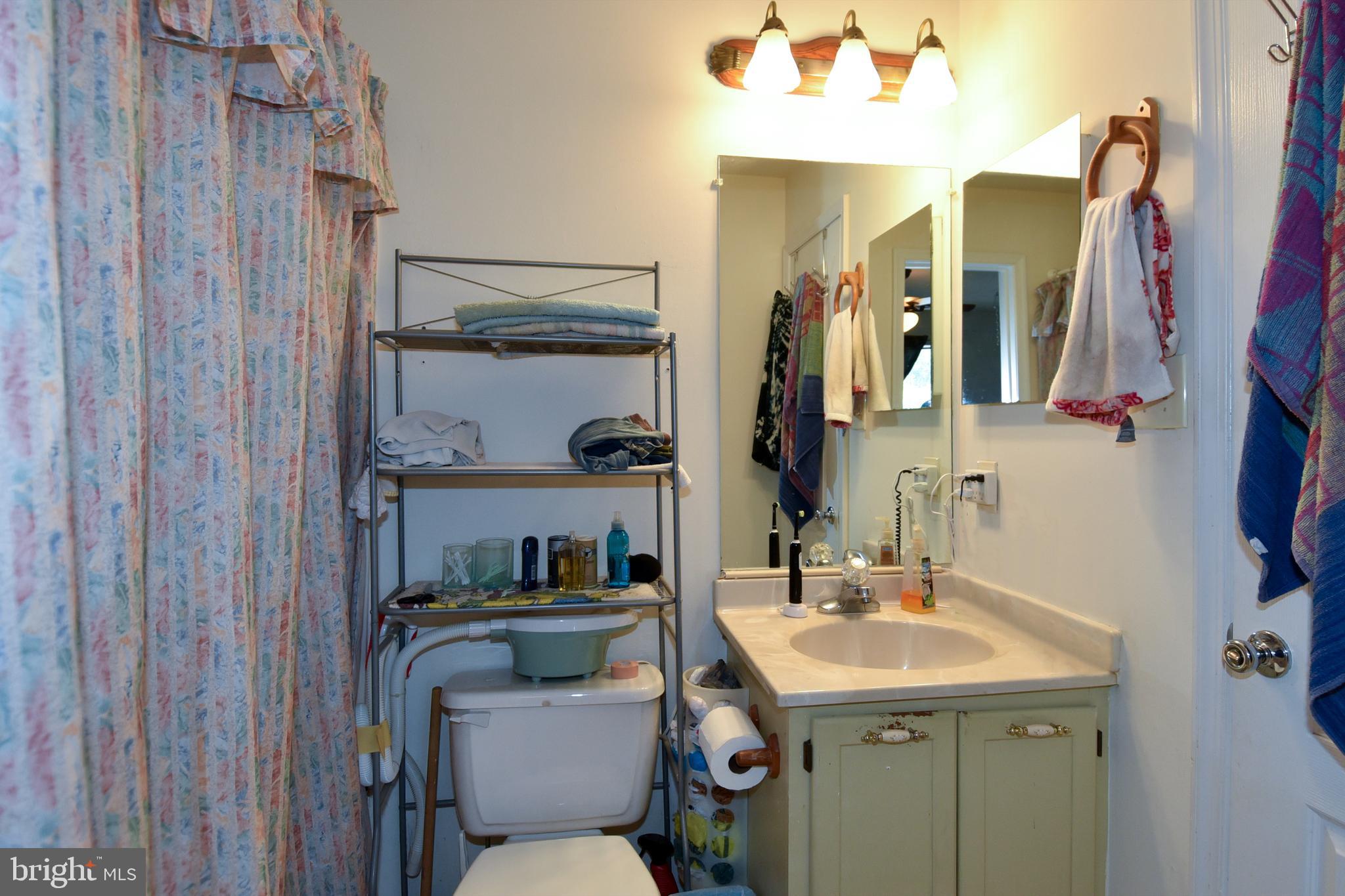 SOUTH HAMPTON - Residential