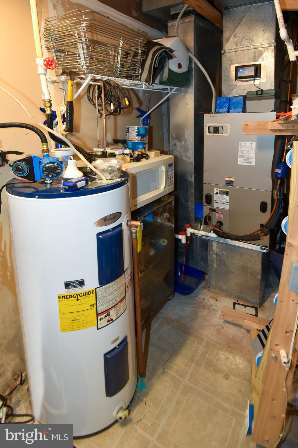 SOUTH HAMPTON - Residential