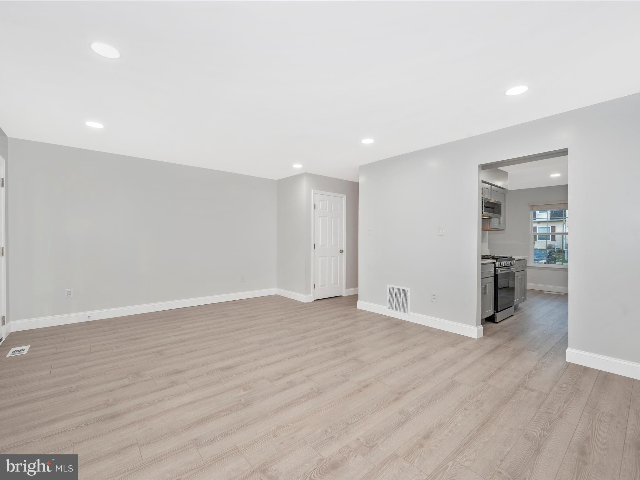 FAIRLAND FARMS - Residential