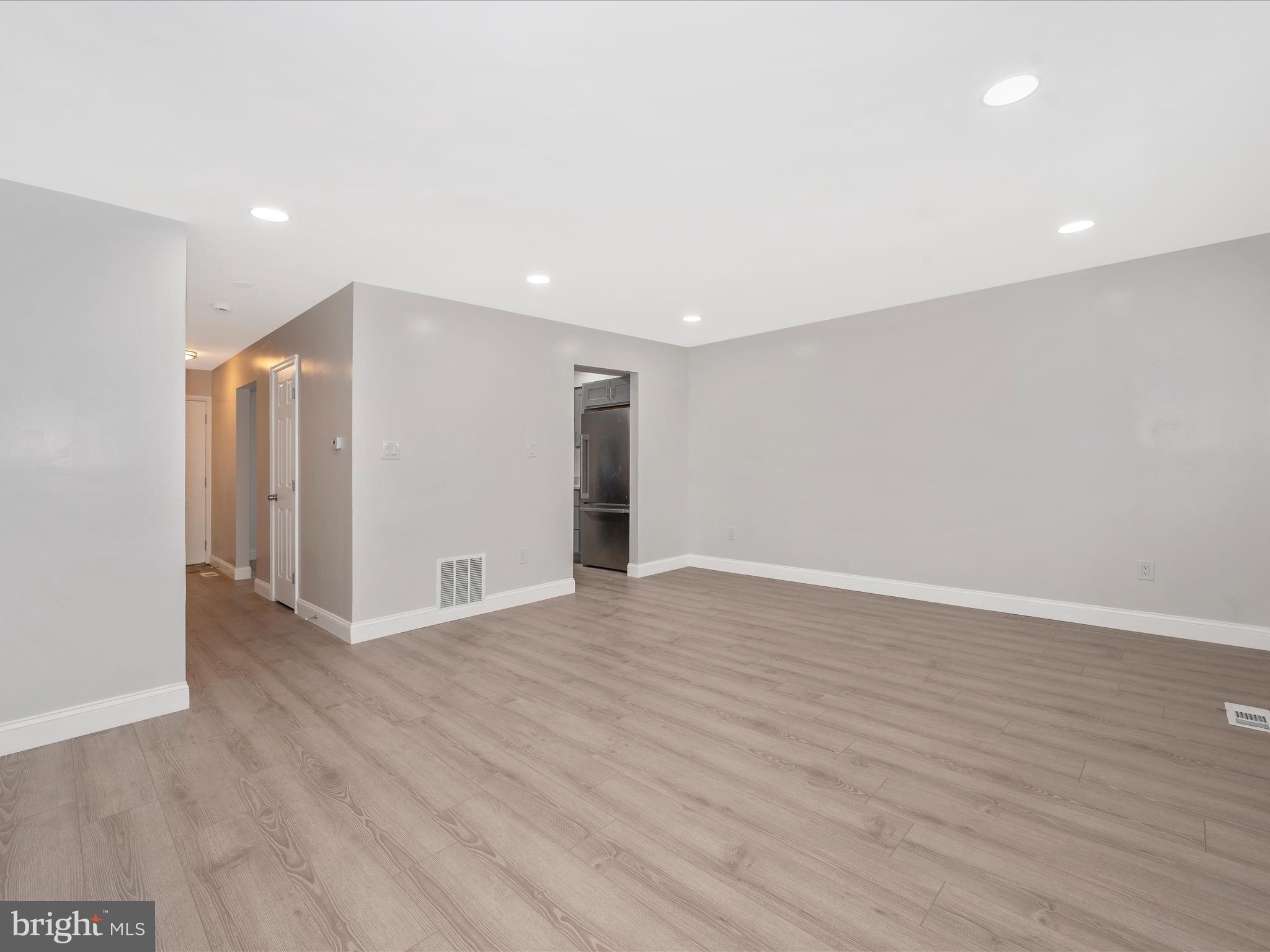 FAIRLAND FARMS - Residential