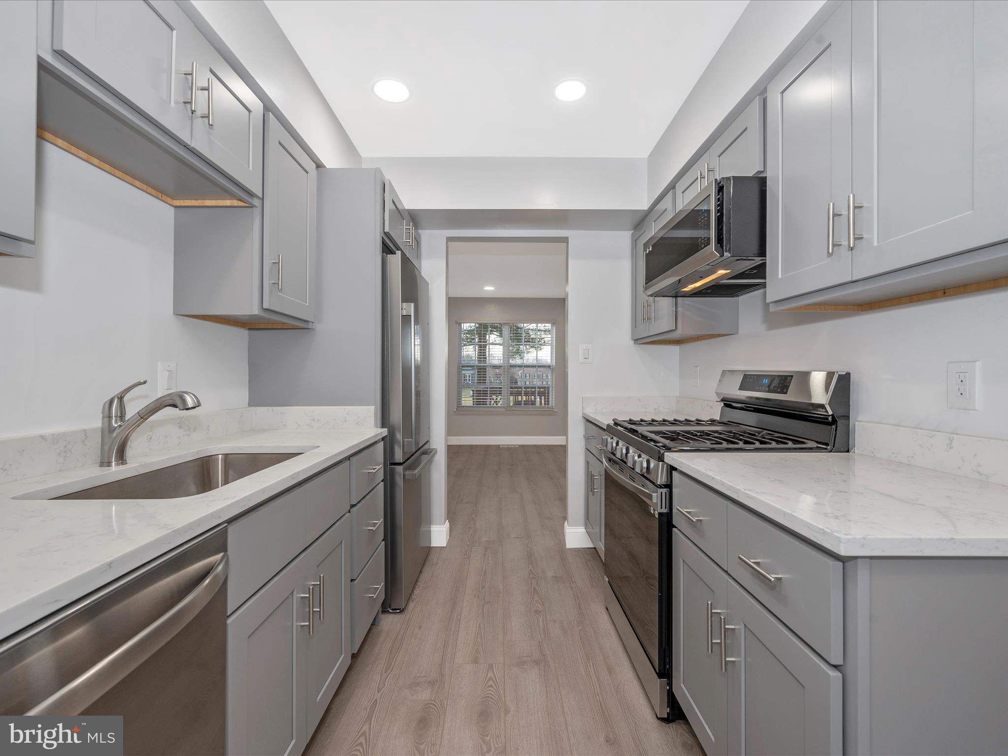 FAIRLAND FARMS - Residential