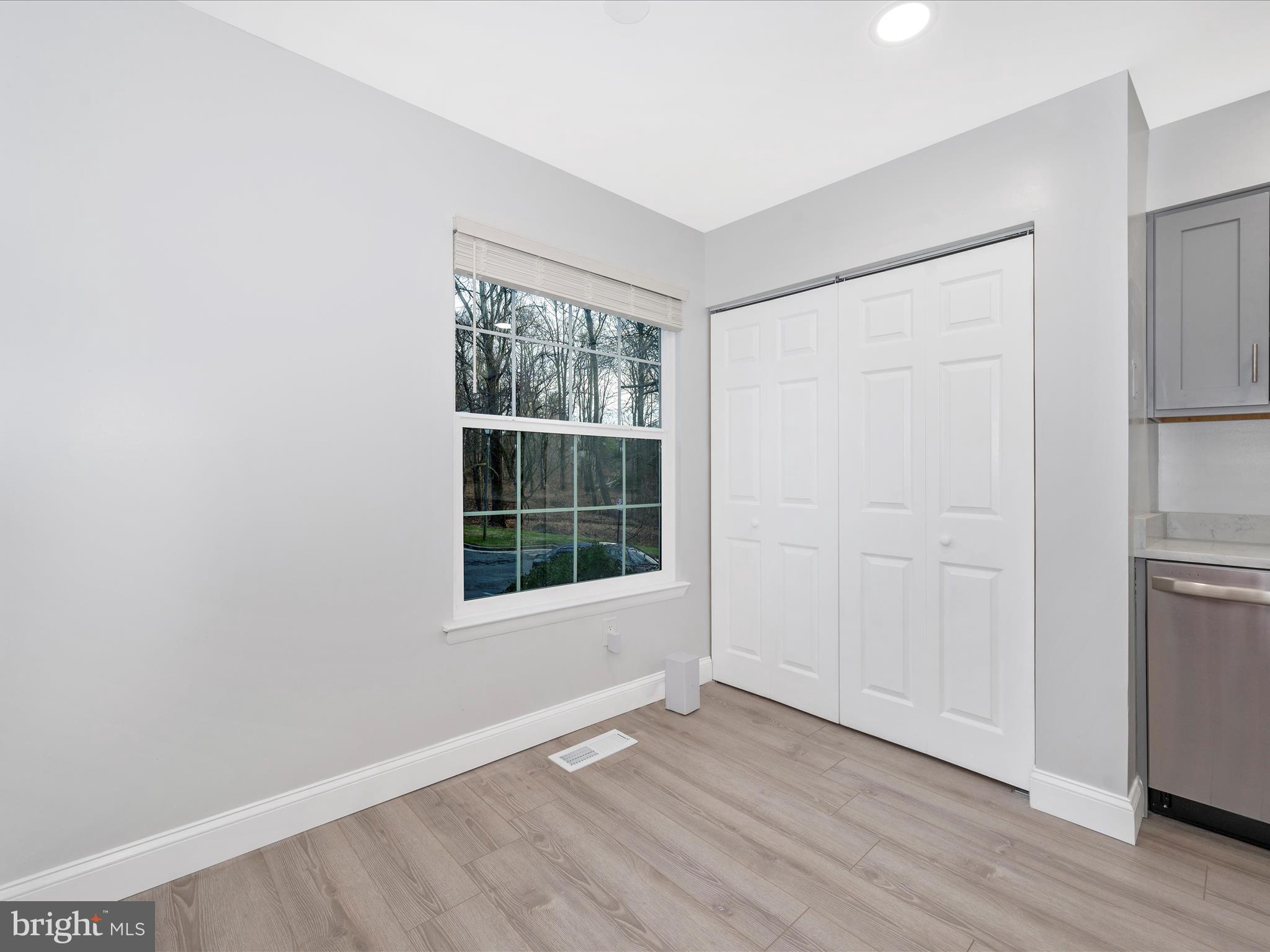 FAIRLAND FARMS - Residential