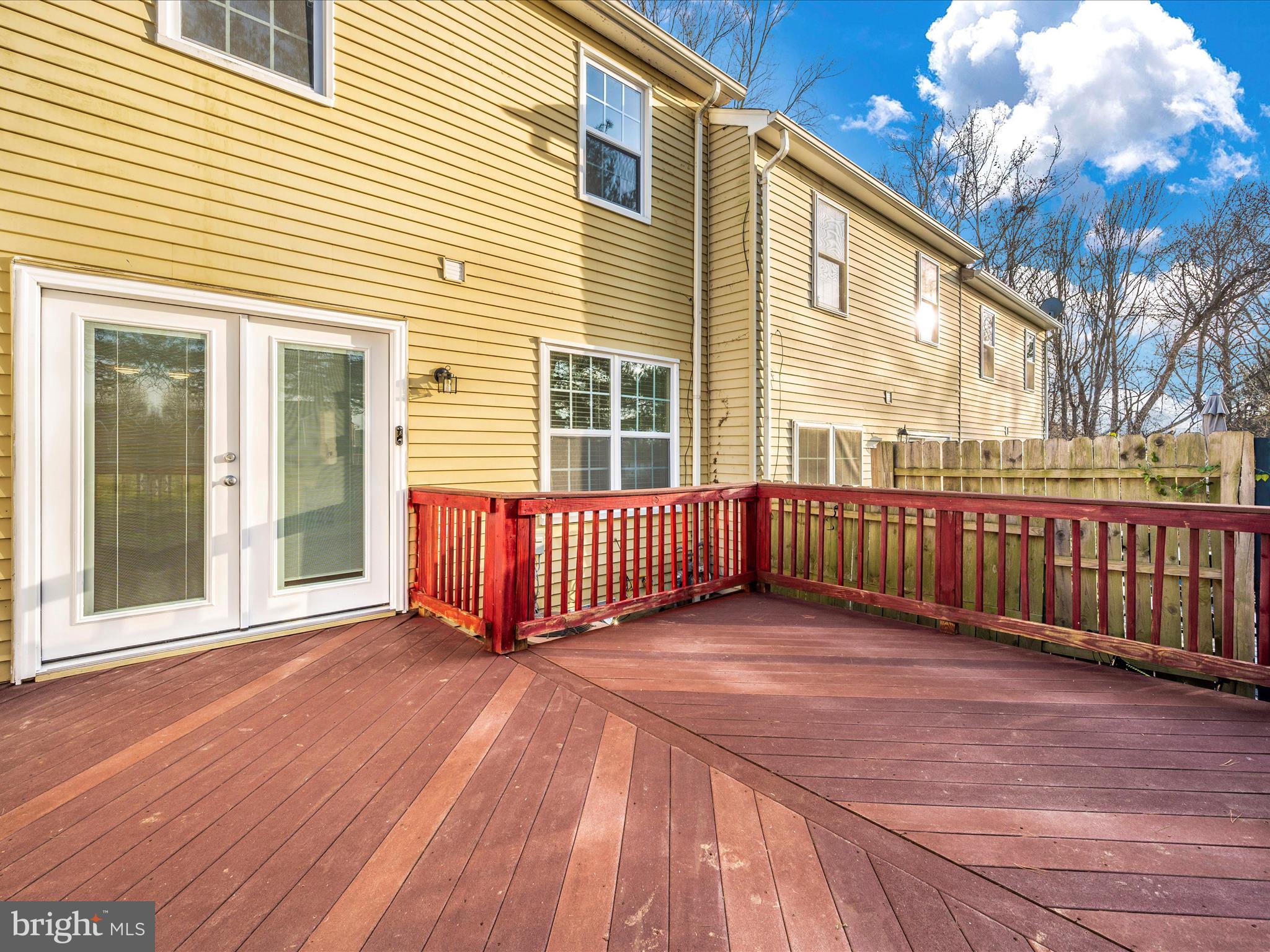 FAIRLAND FARMS - Residential