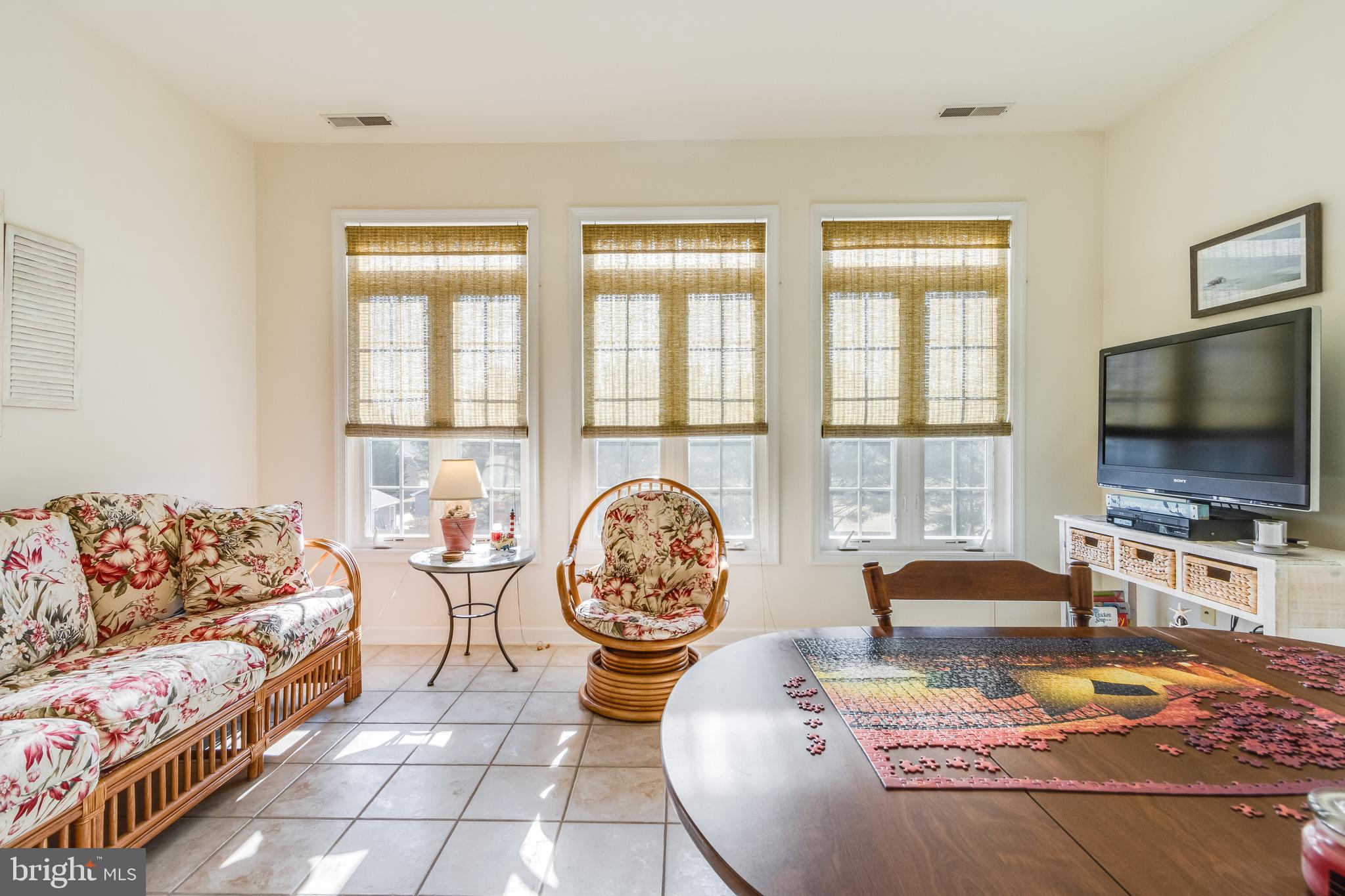 SUMMERLYN - Residential