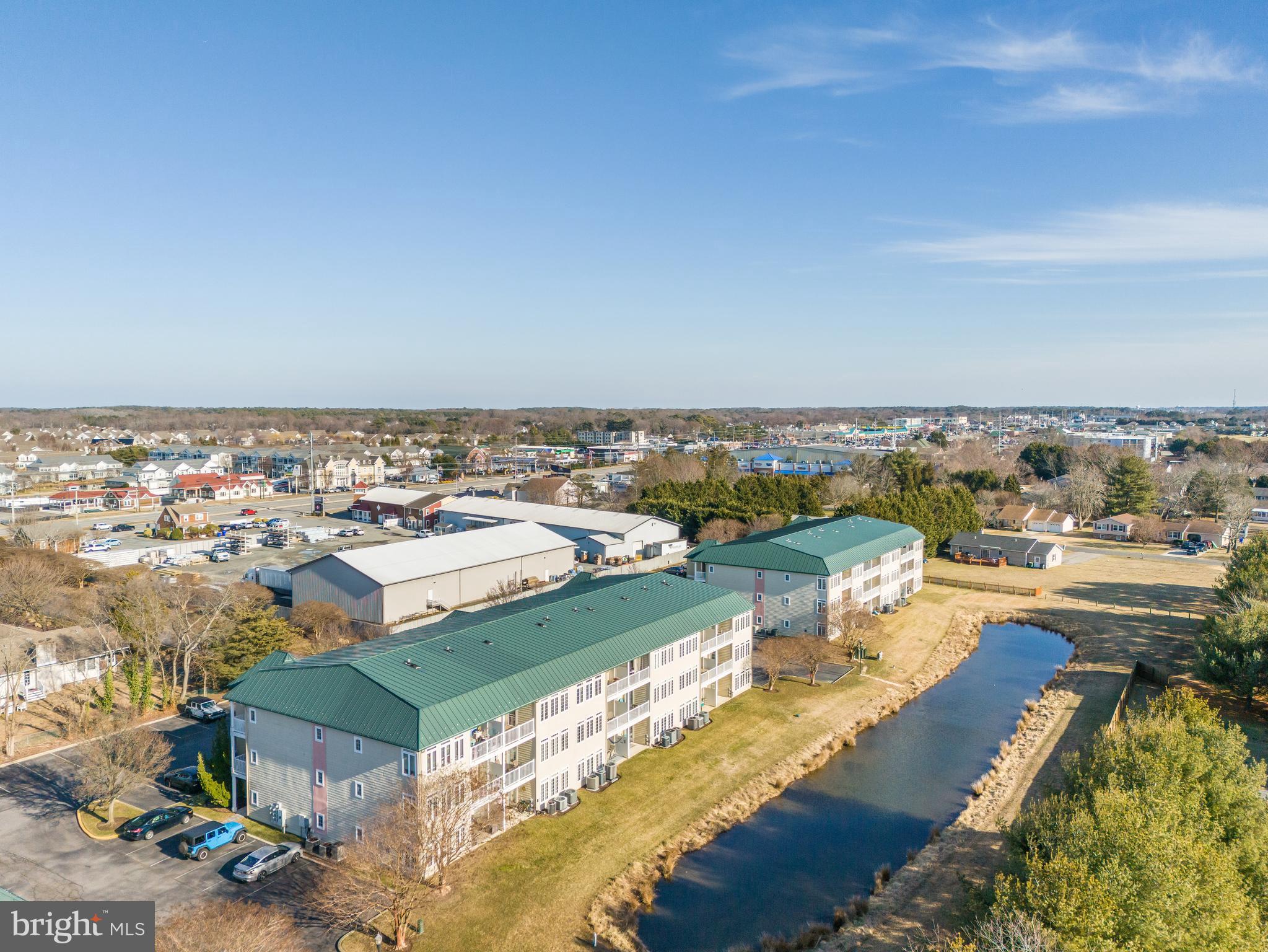 SUMMERLYN - Residential