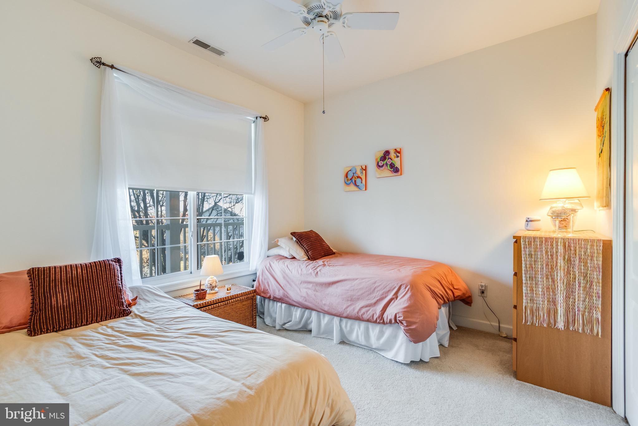 SUMMERLYN - Residential