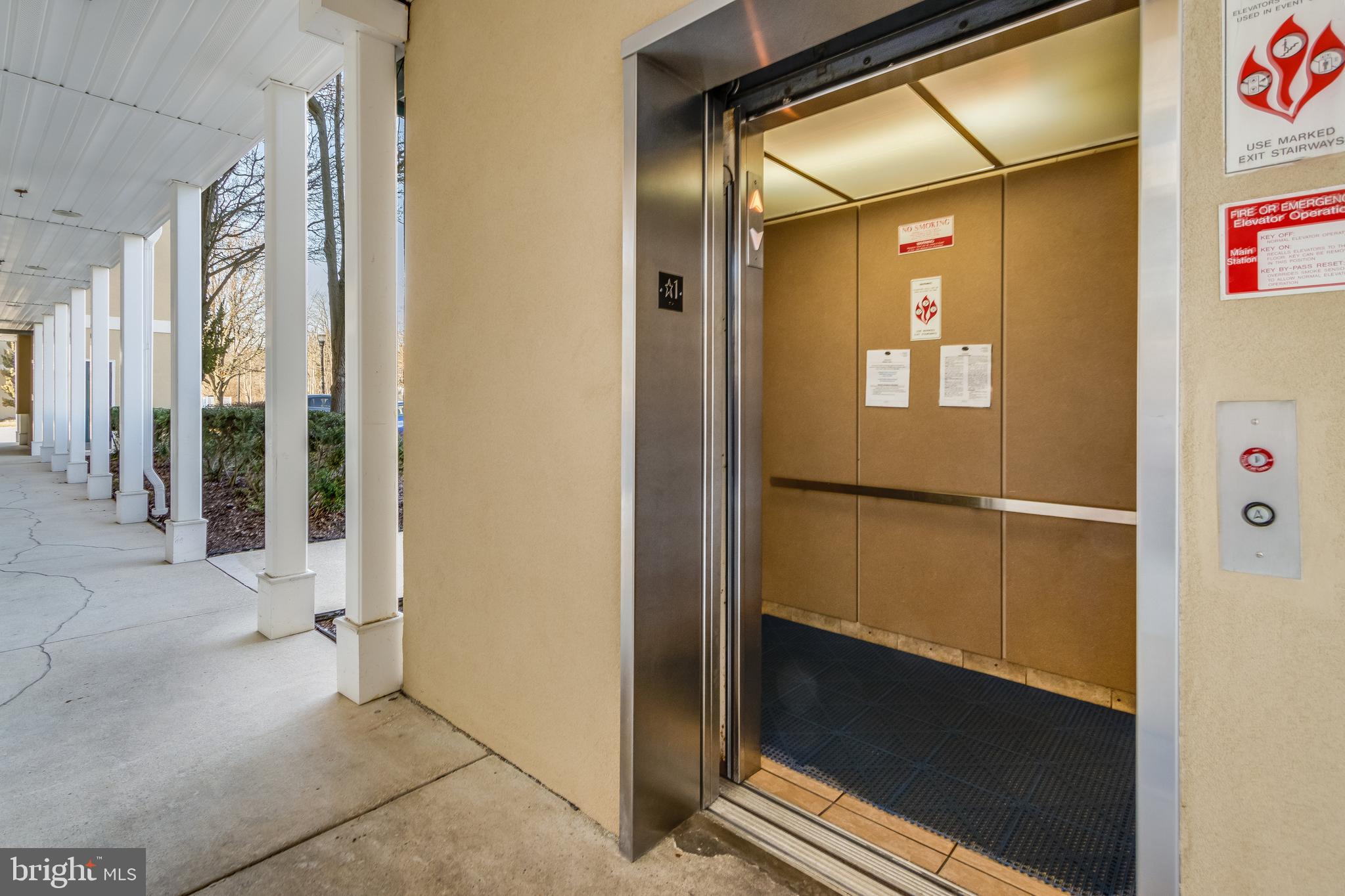 SUMMERLYN - Residential