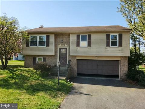 Photo of 500 STONY BATTERY RD, LANDISVILLE, PA 17538 (MLS # PALA2034302)