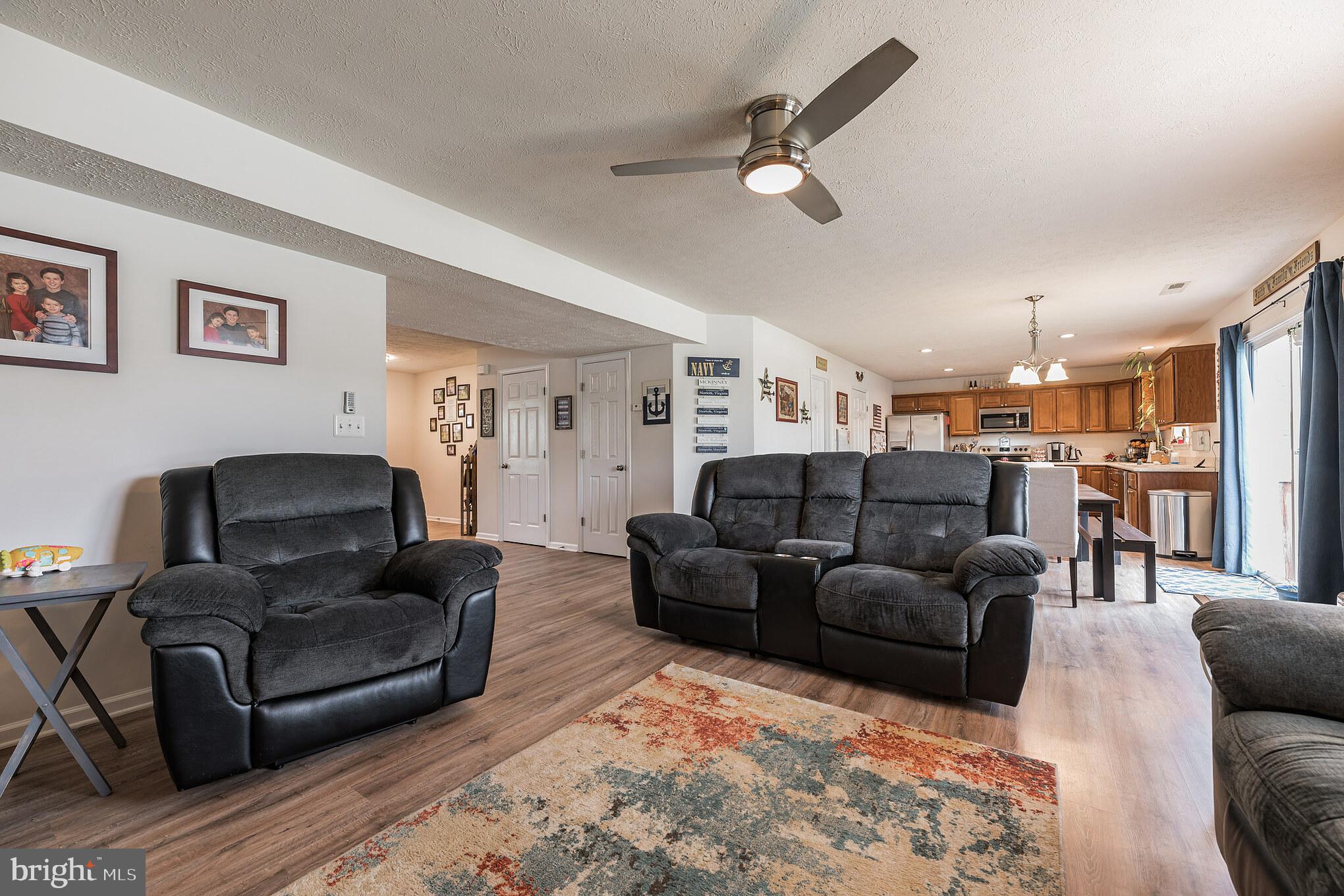 CATTAIL COMMONS - Residential