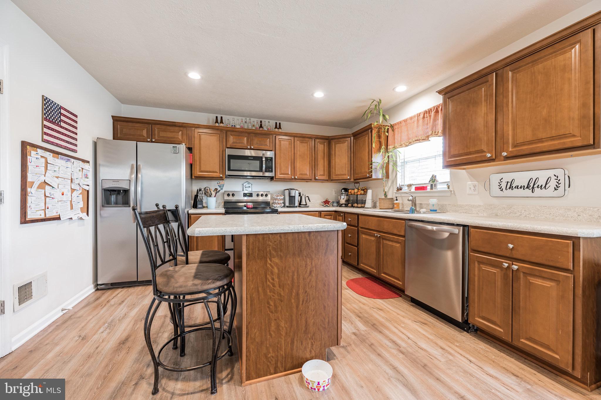 CATTAIL COMMONS - Residential