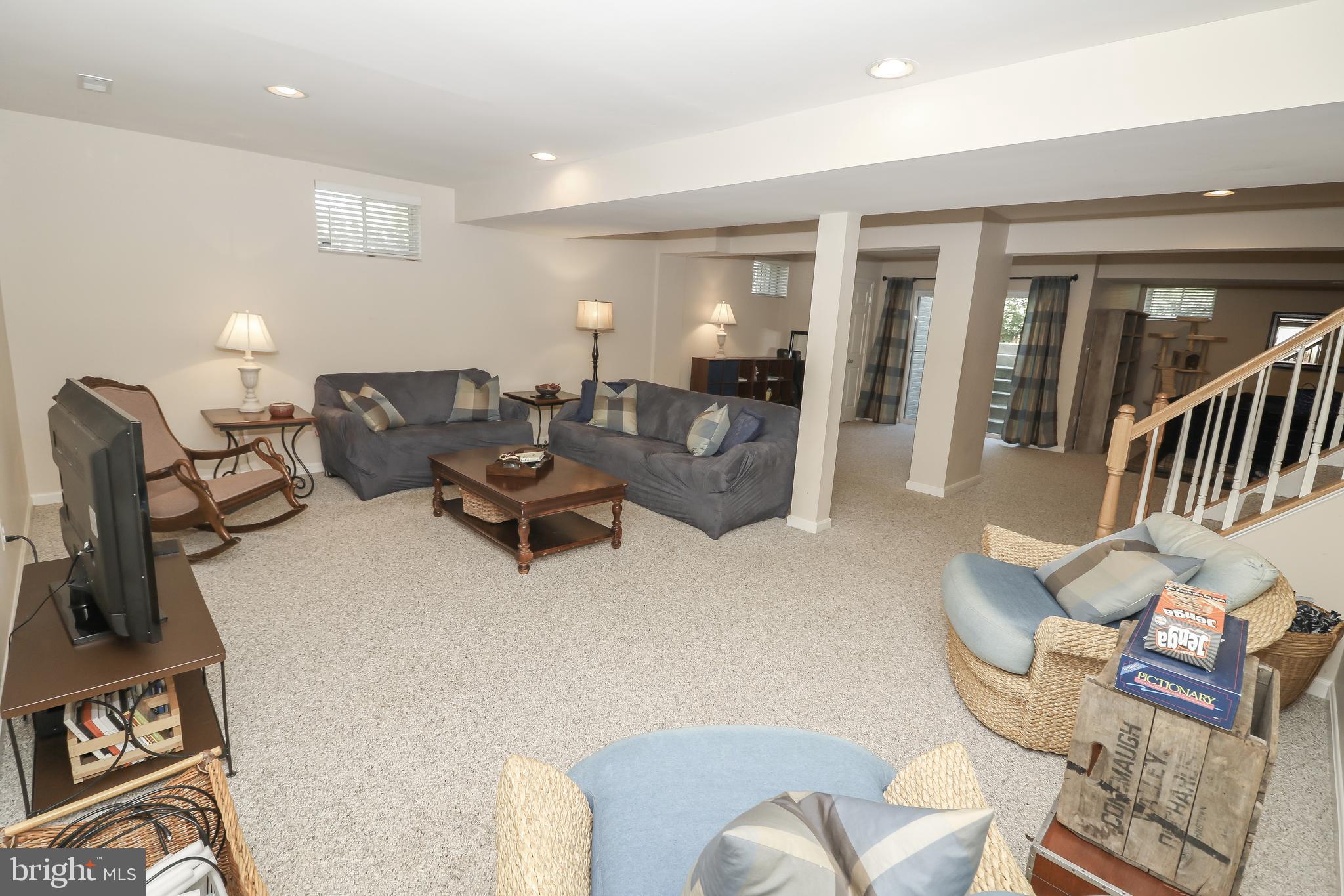 SOUTH RIDING - Residential