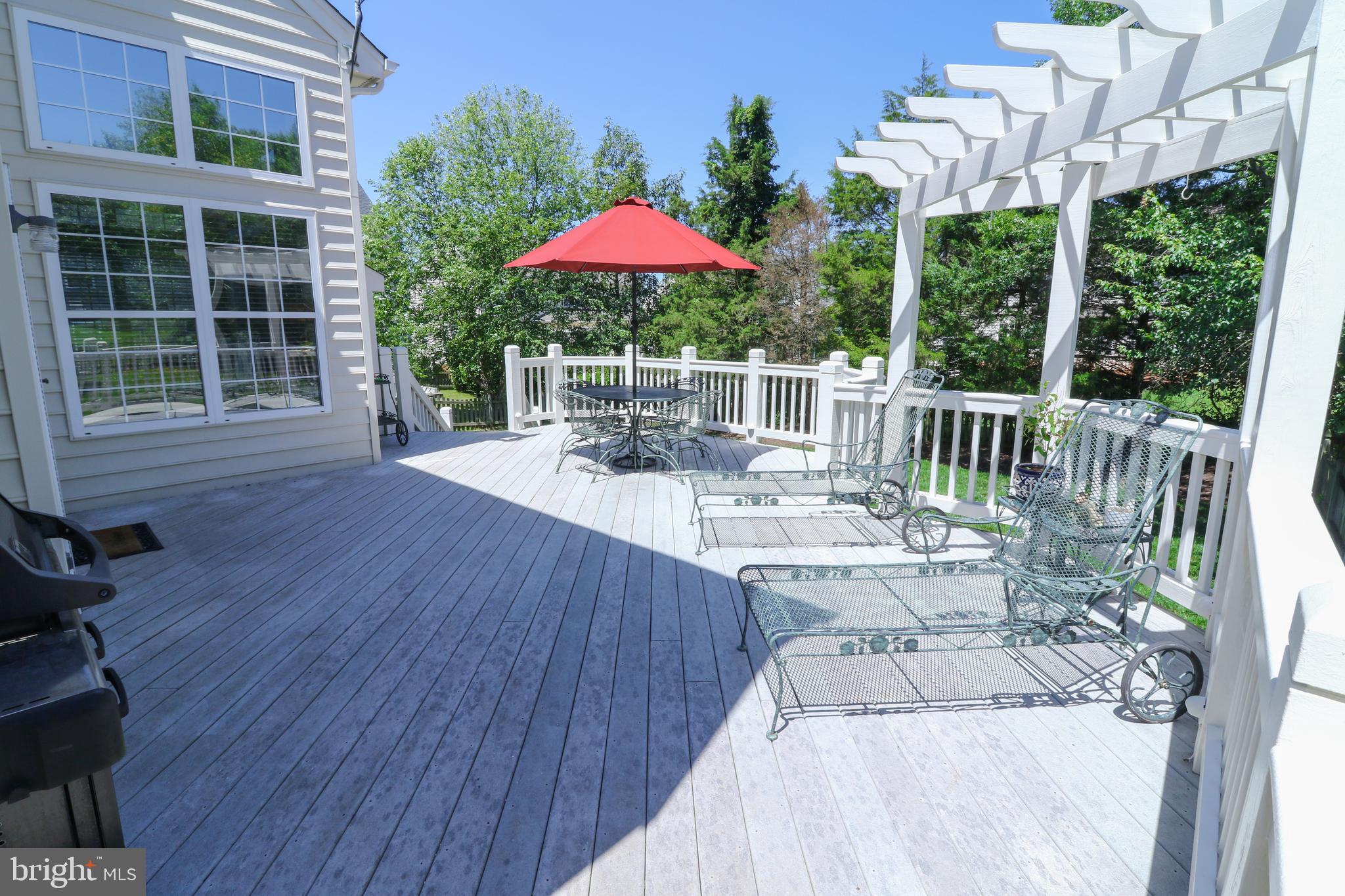 SOUTH RIDING - Residential