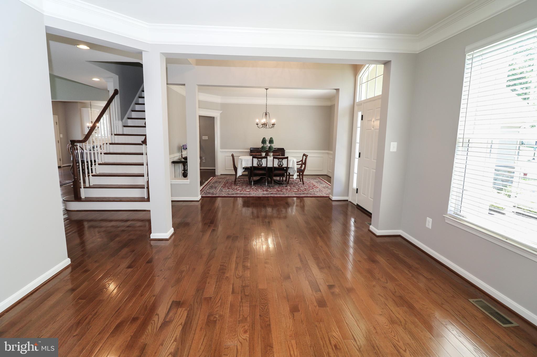 SOUTH RIDING - Residential