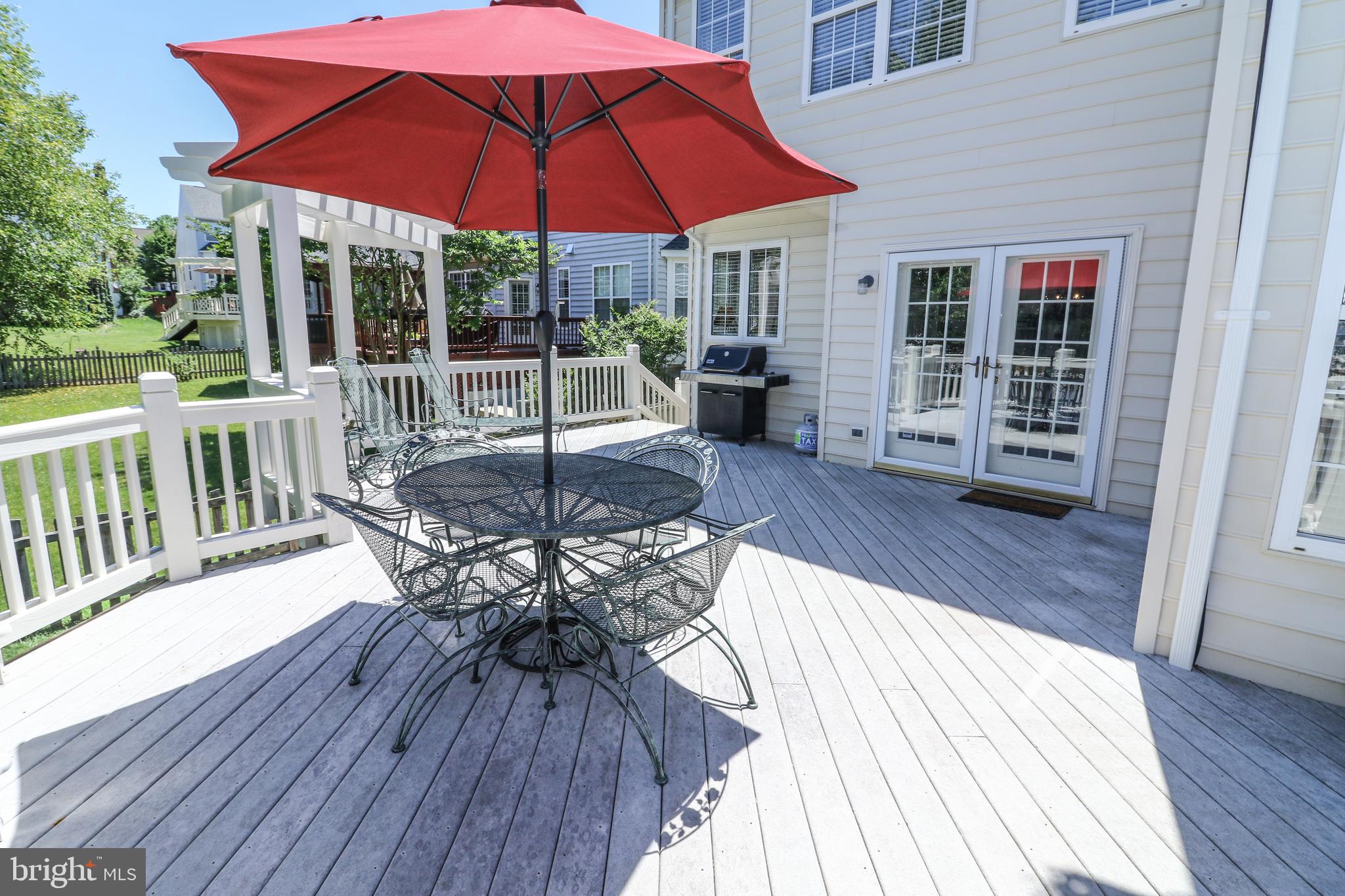 SOUTH RIDING - Residential