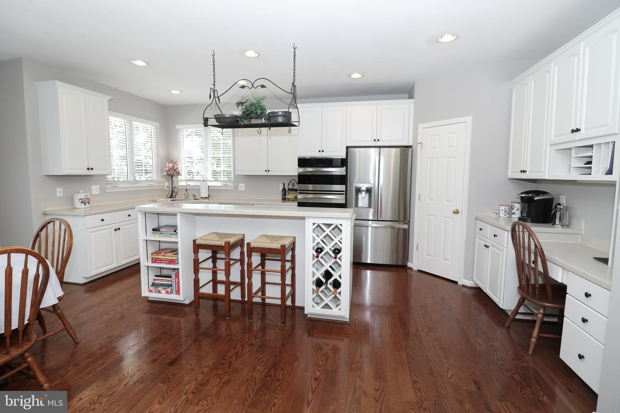 SOUTH RIDING - Residential