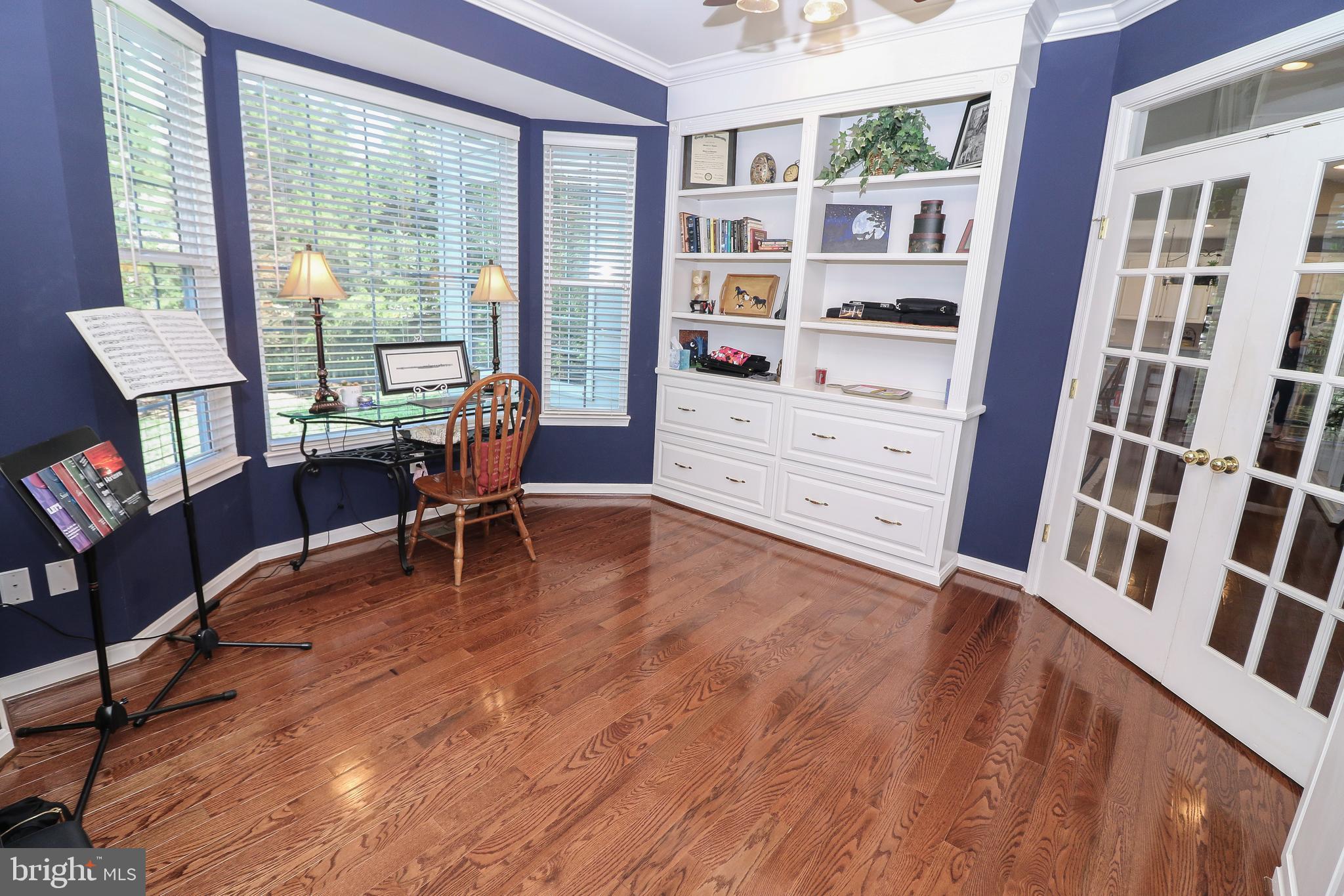 SOUTH RIDING - Residential