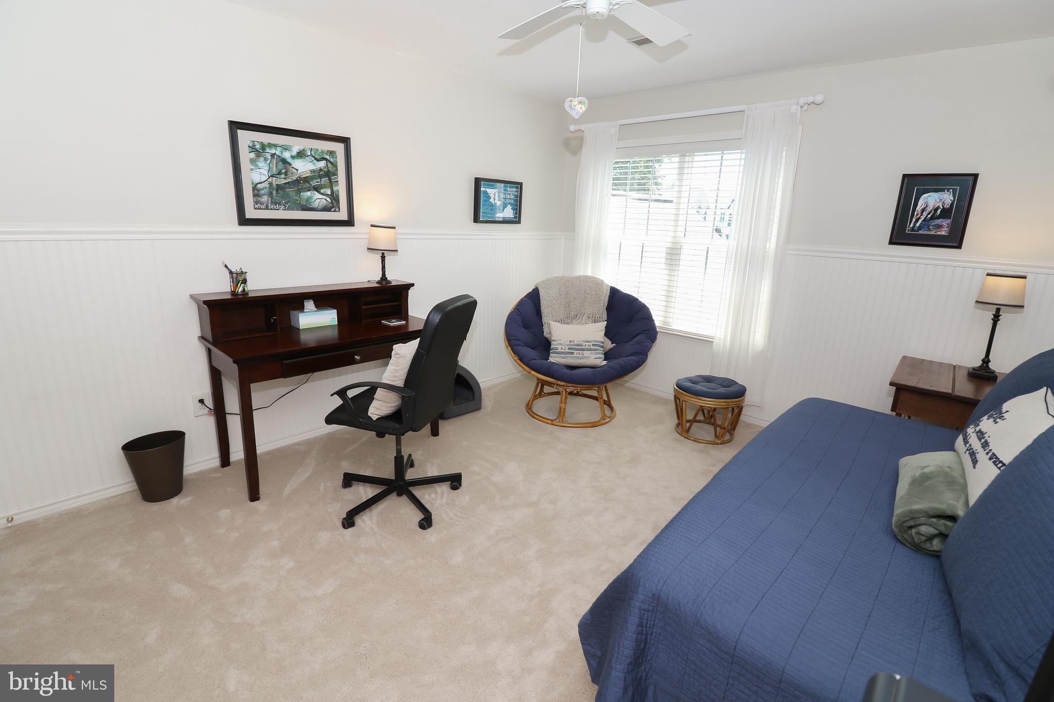 SOUTH RIDING - Residential