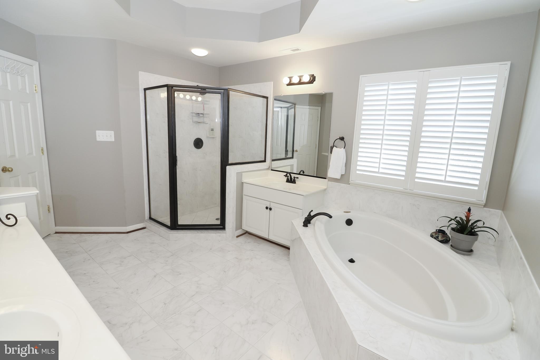 SOUTH RIDING - Residential