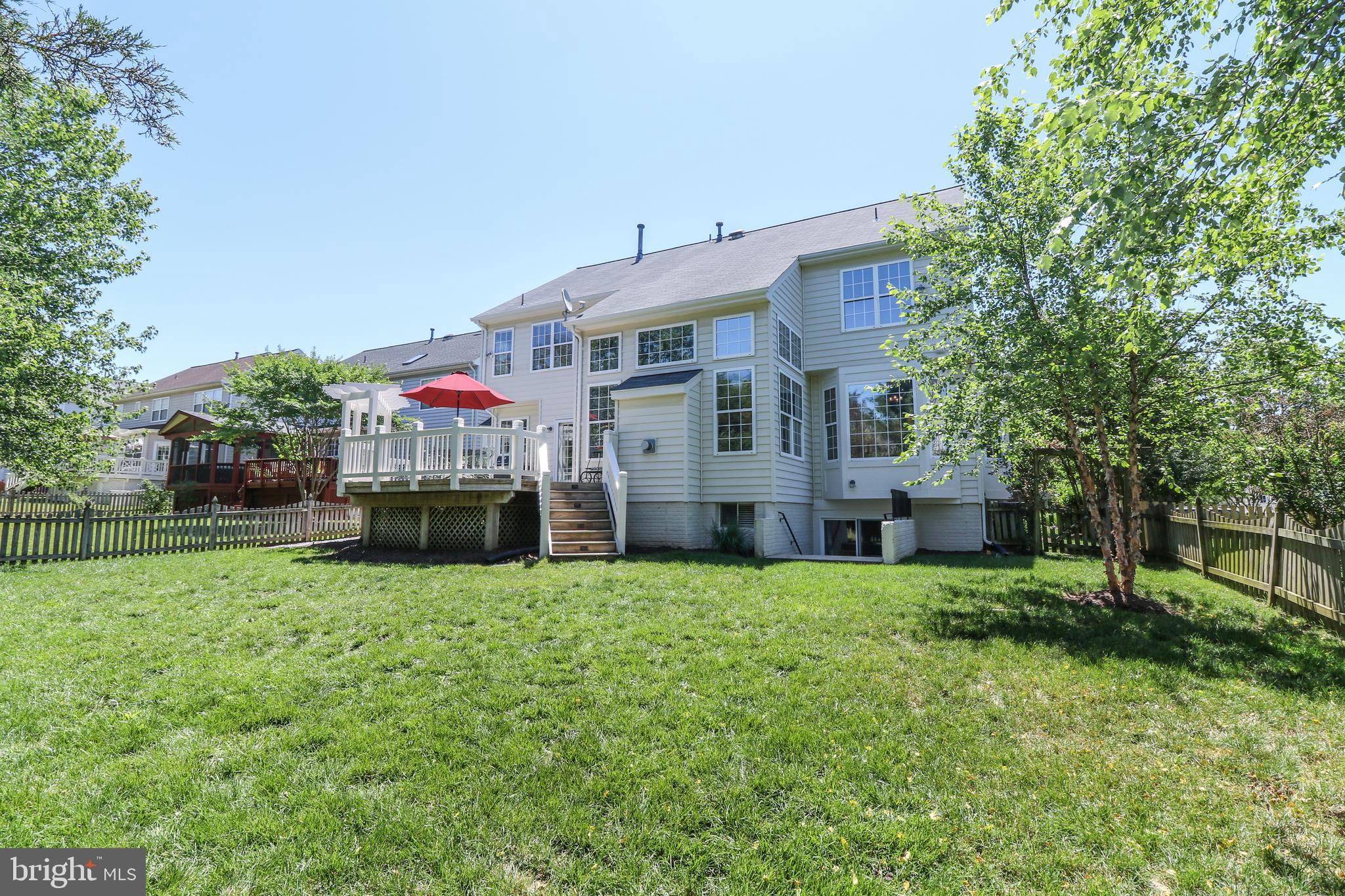 SOUTH RIDING - Residential