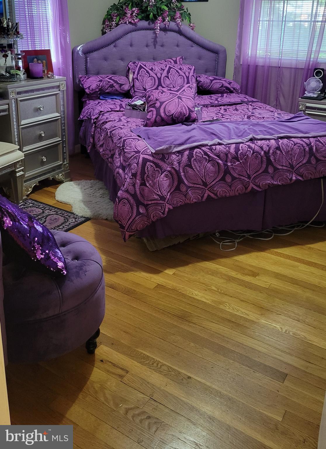 CHRIS MAR MANOR - Residential