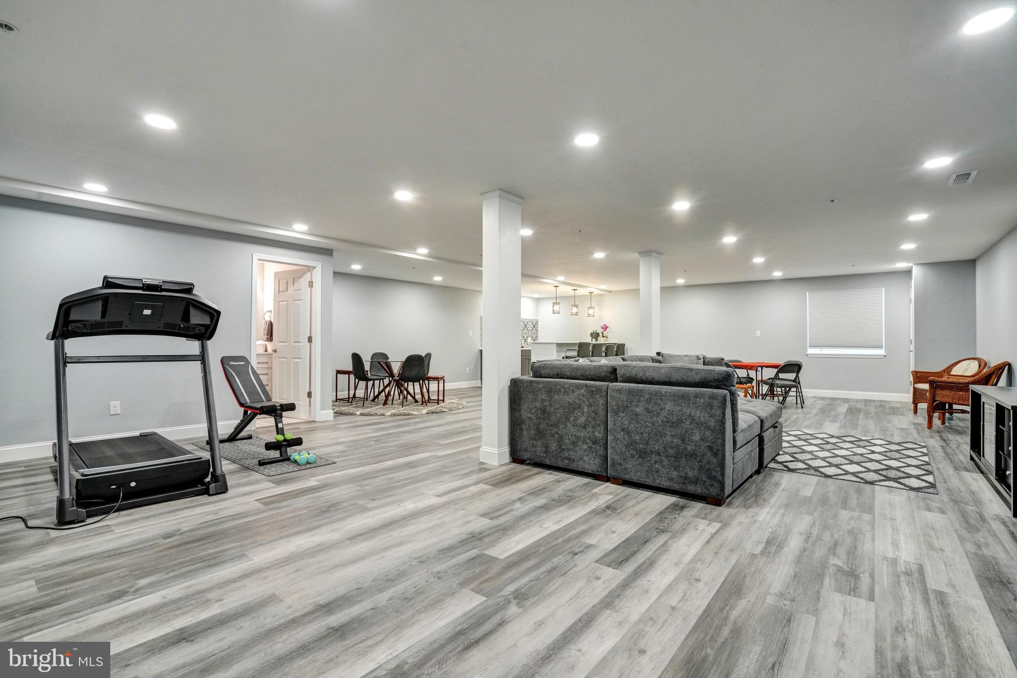 WHITE SPRINGS AT PROVIDENCE - Residential