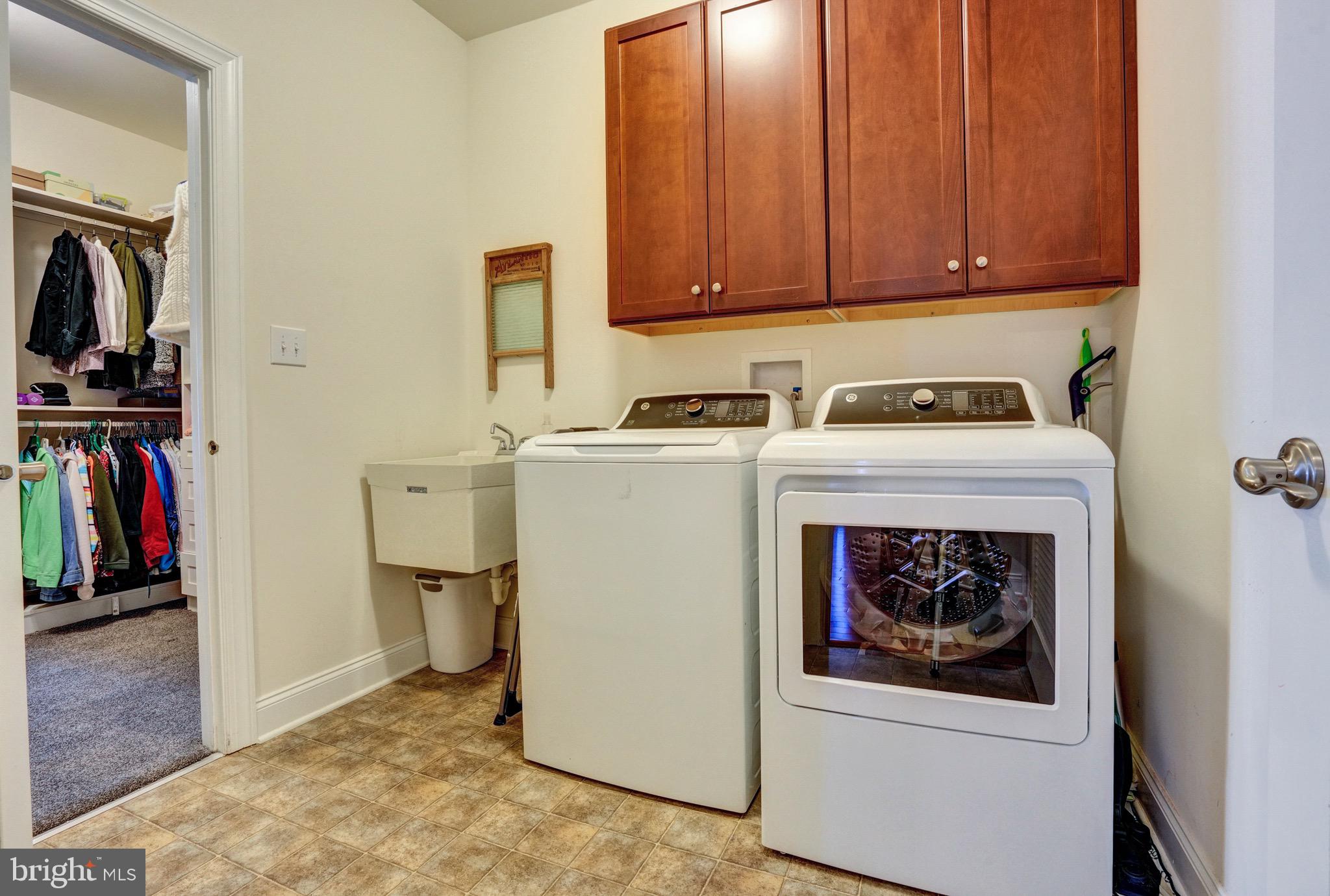 WHITE SPRINGS AT PROVIDENCE - Residential