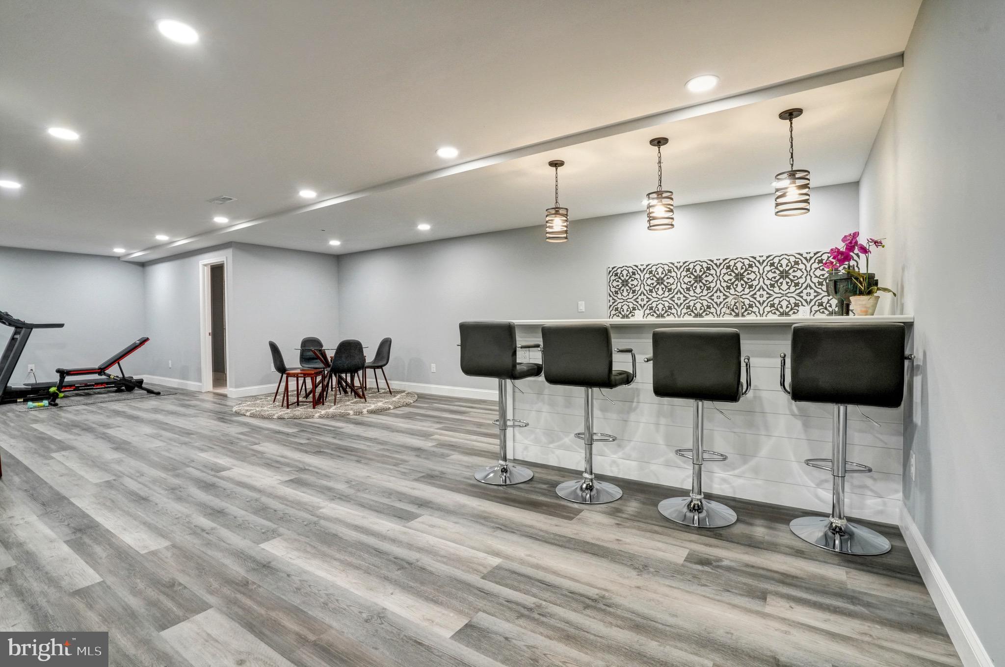 WHITE SPRINGS AT PROVIDENCE - Residential