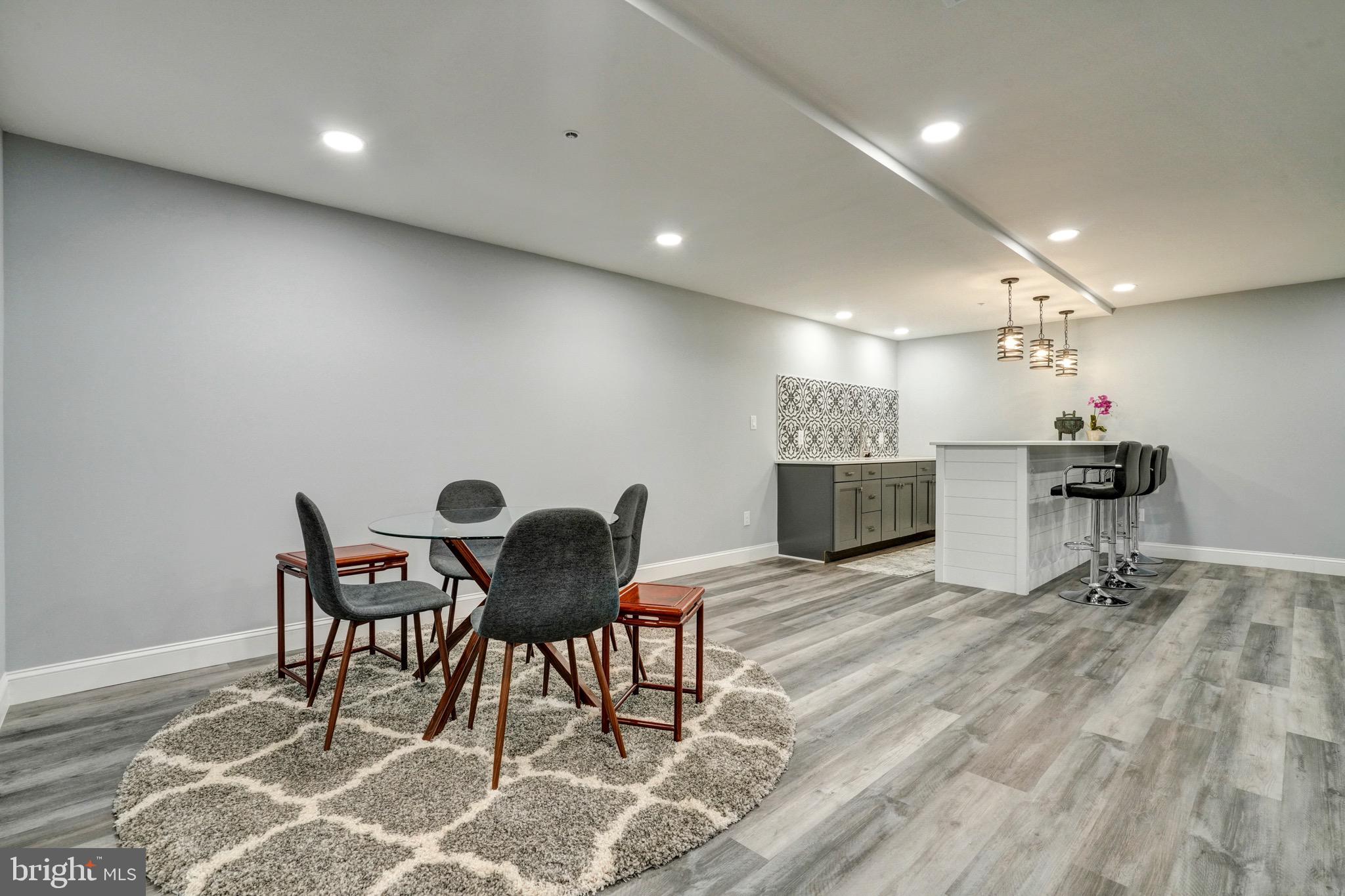 WHITE SPRINGS AT PROVIDENCE - Residential