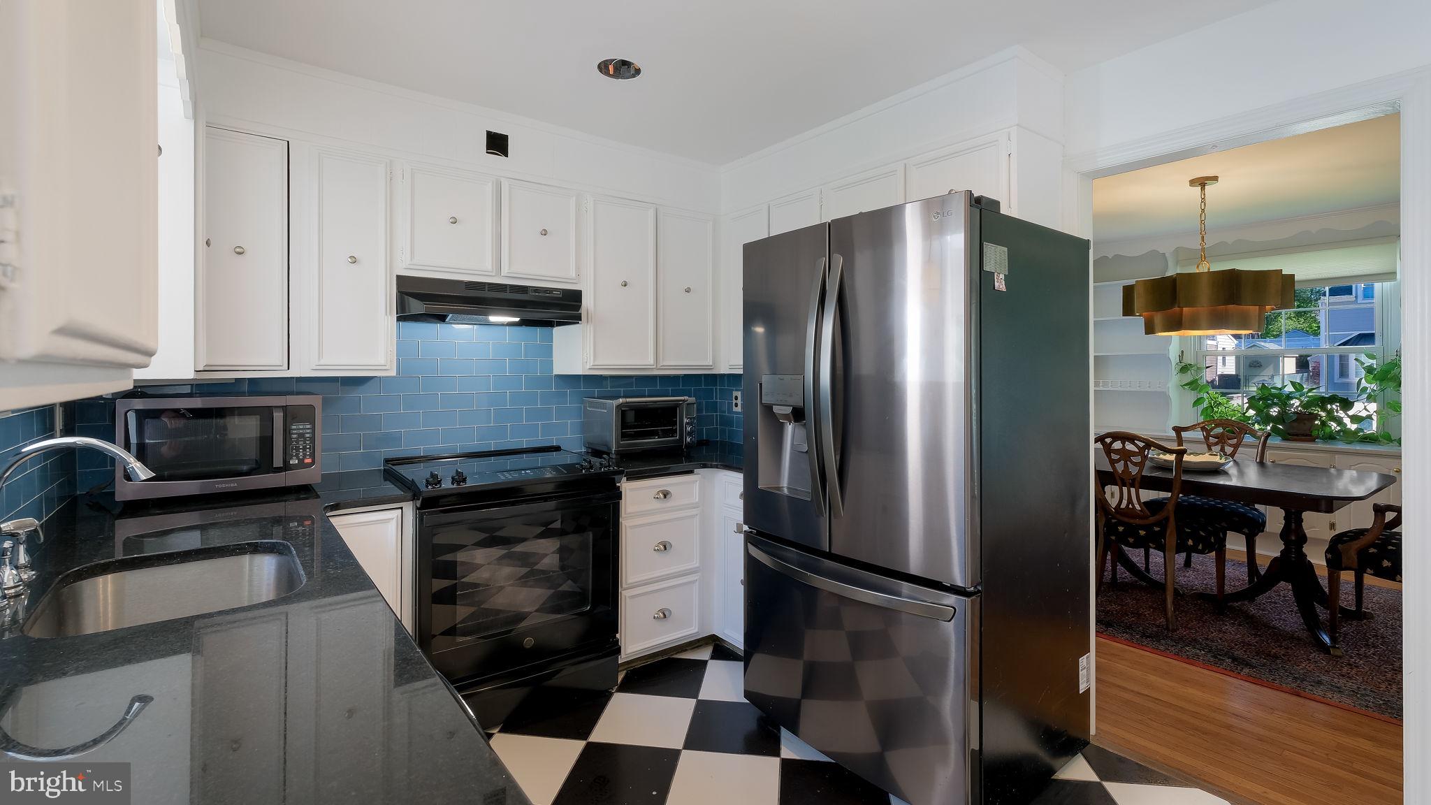 SUNNYBROOK - Residential