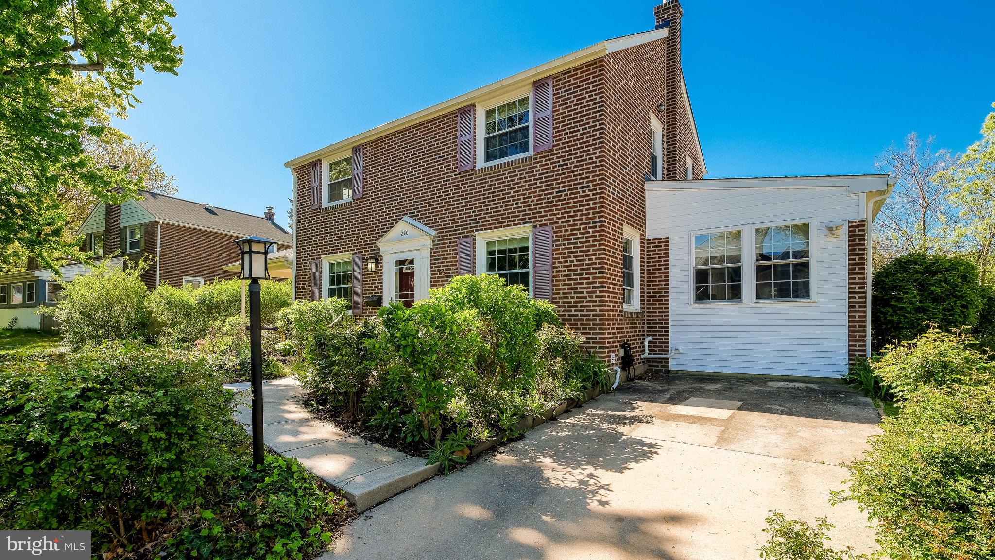 SUNNYBROOK - Residential