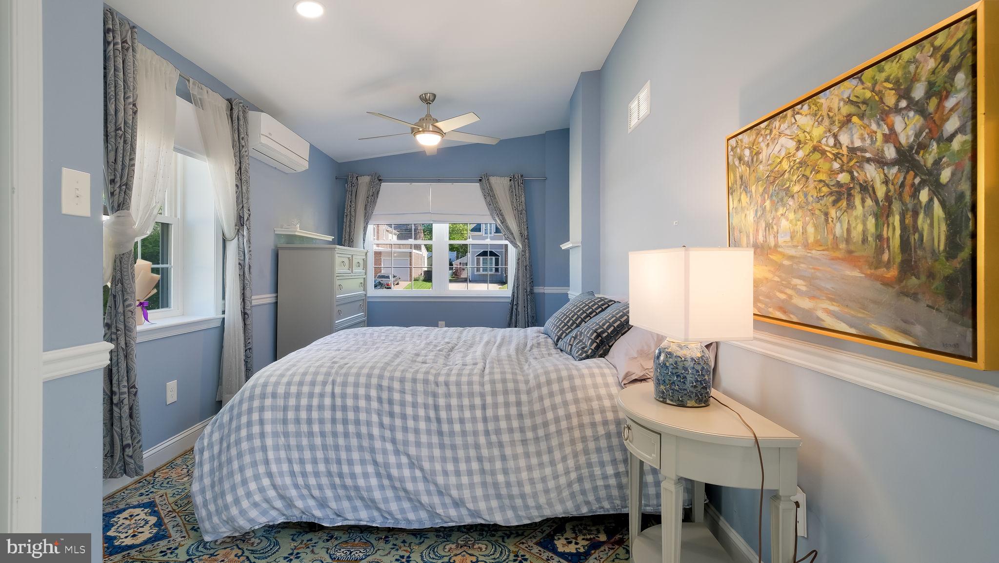 SUNNYBROOK - Residential