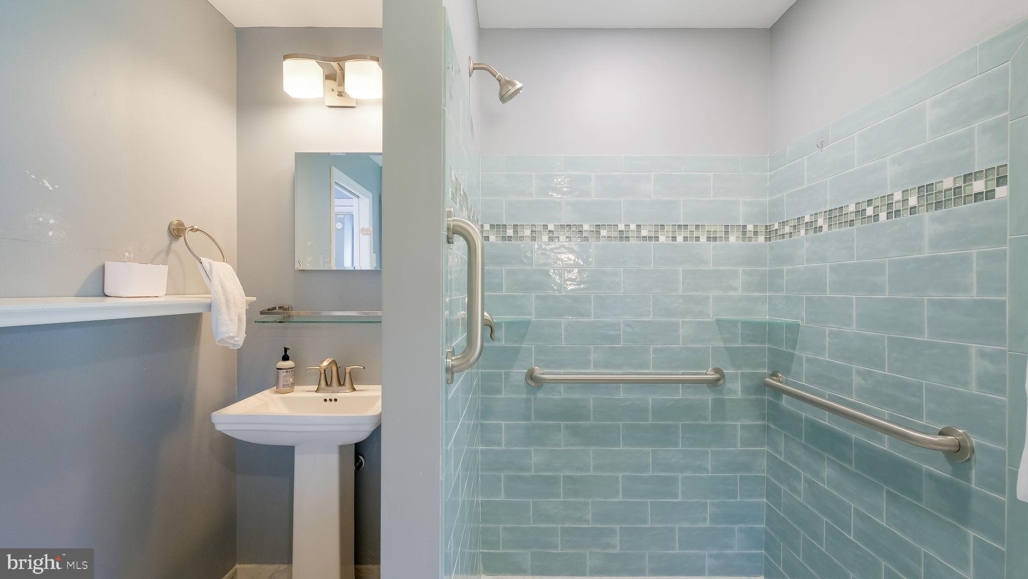 SUNNYBROOK - Residential