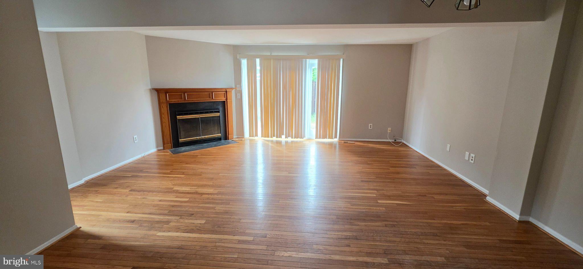 5870 CHIPWOOD COURT 8-01
