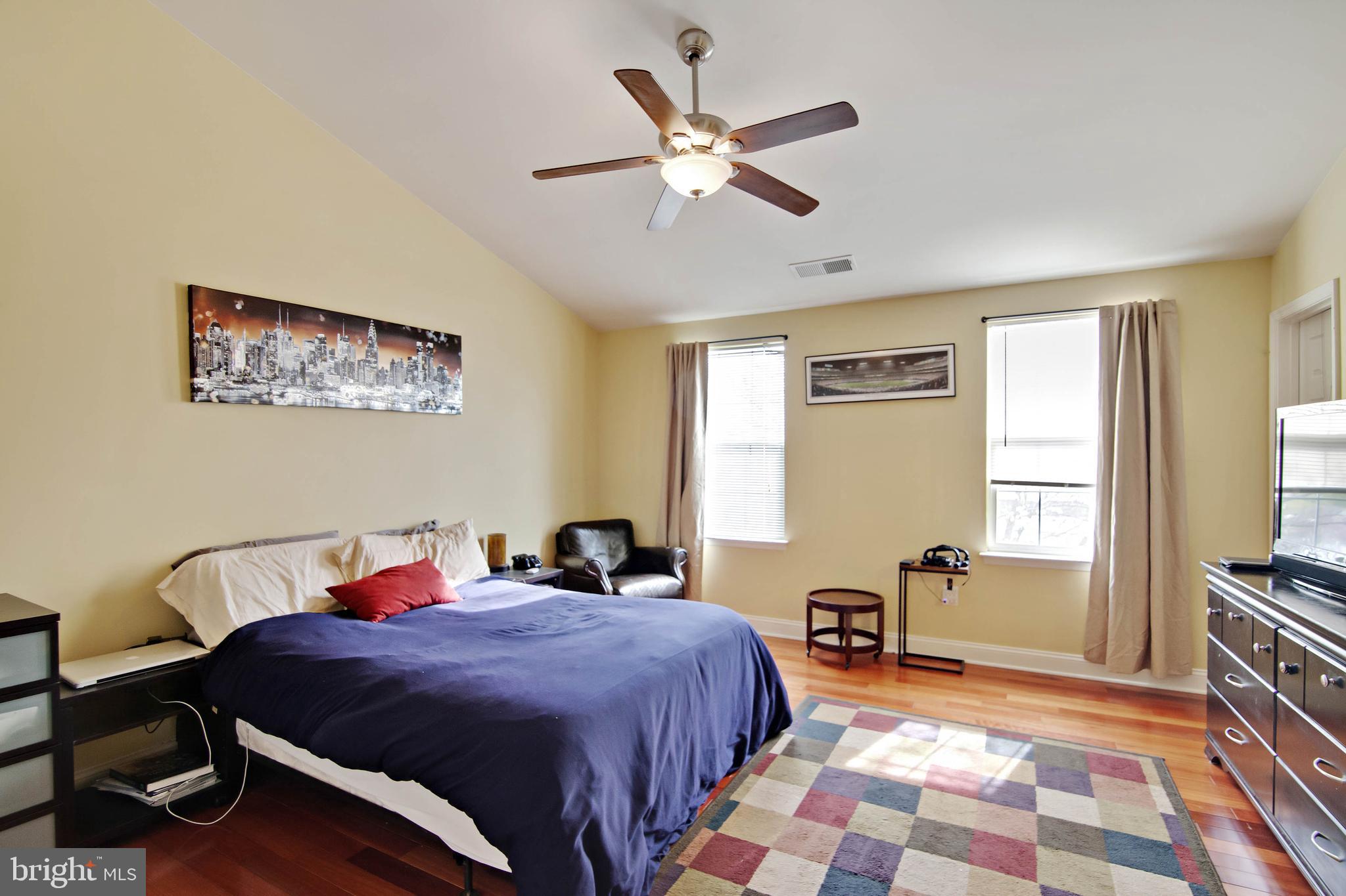 BELMONT FOREST - Residential