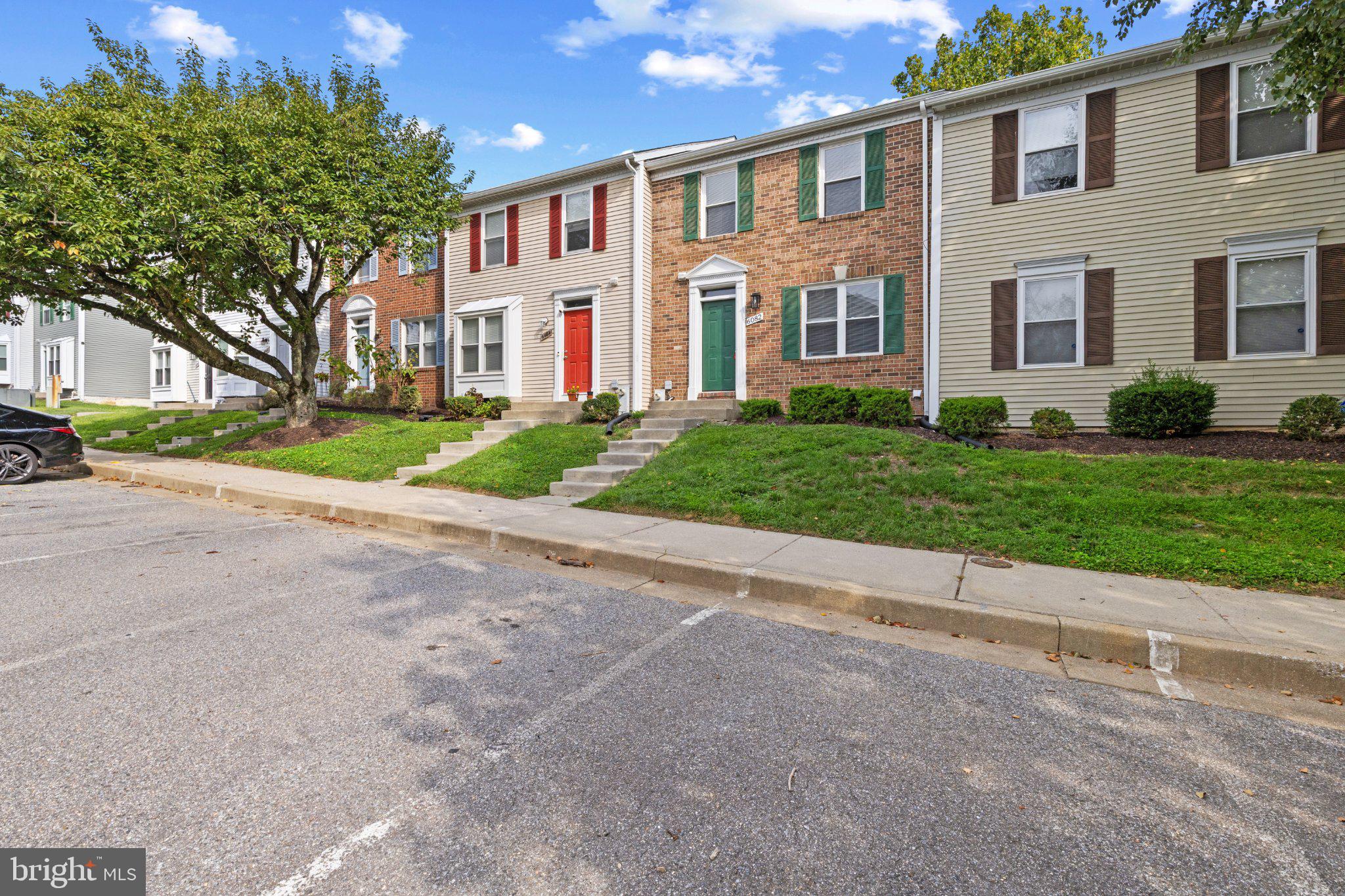 6082 MAJORS LANE